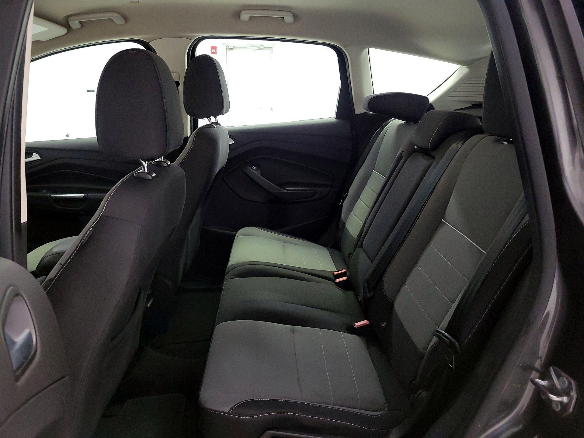 Thumbnail: 2015 Ford C-Max - 18