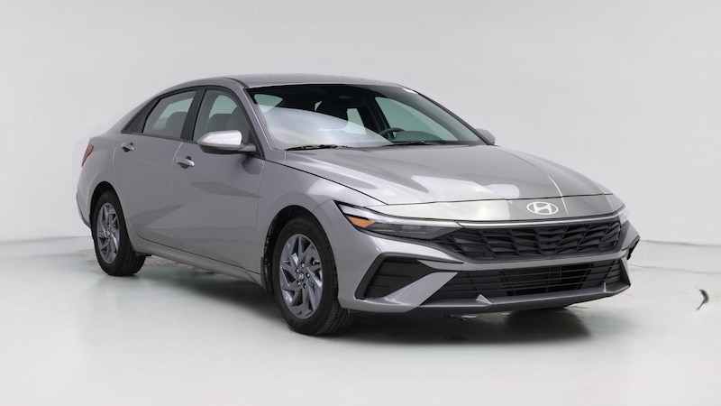 2024 Hyundai Elantra SEL Hero Image
