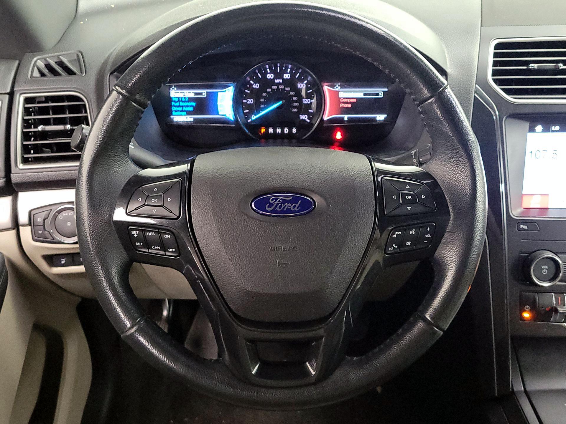 Thumbnail: 2018 Ford Explorer - 10