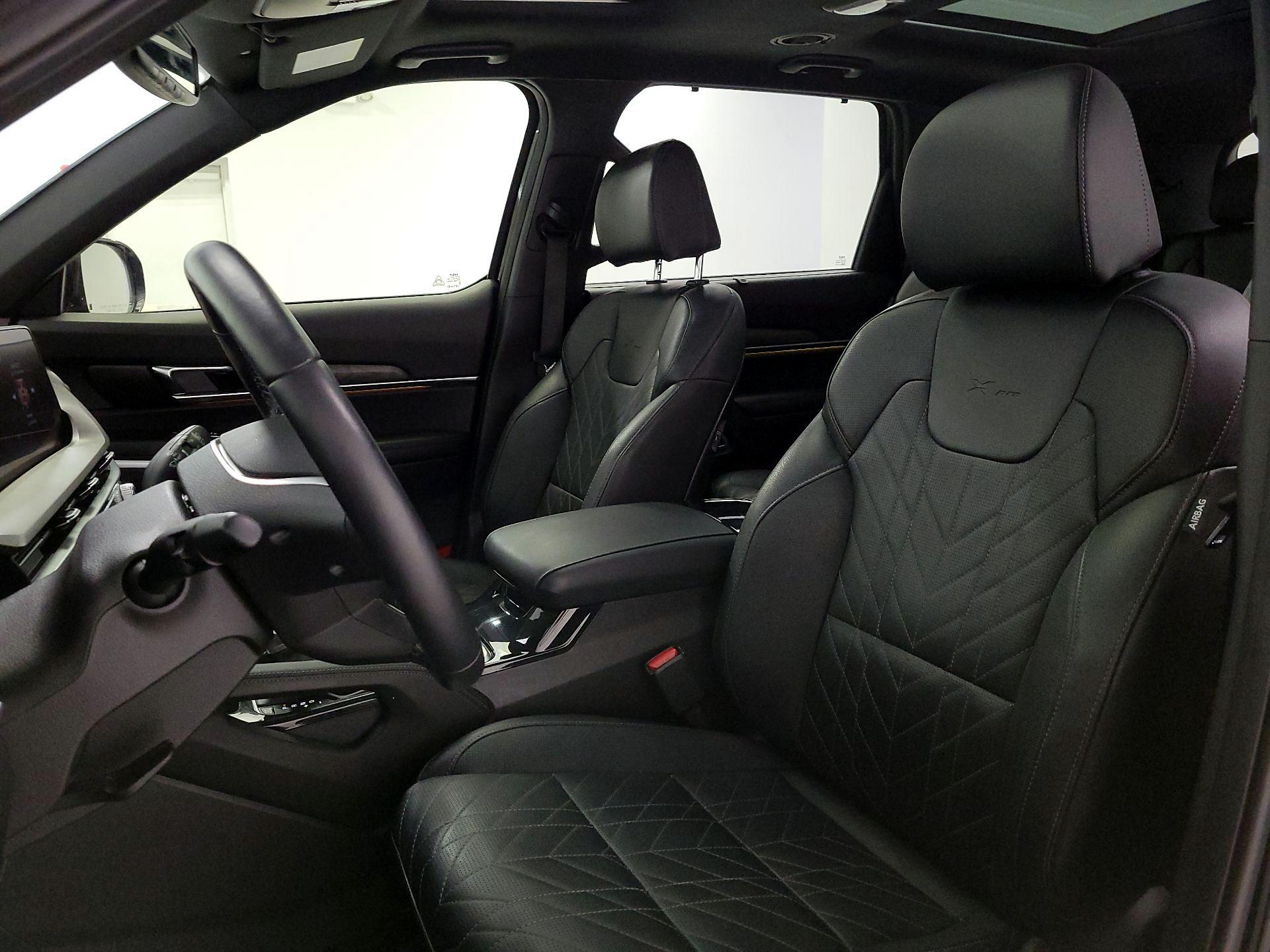 Thumbnail: 2024 Kia Telluride - 11