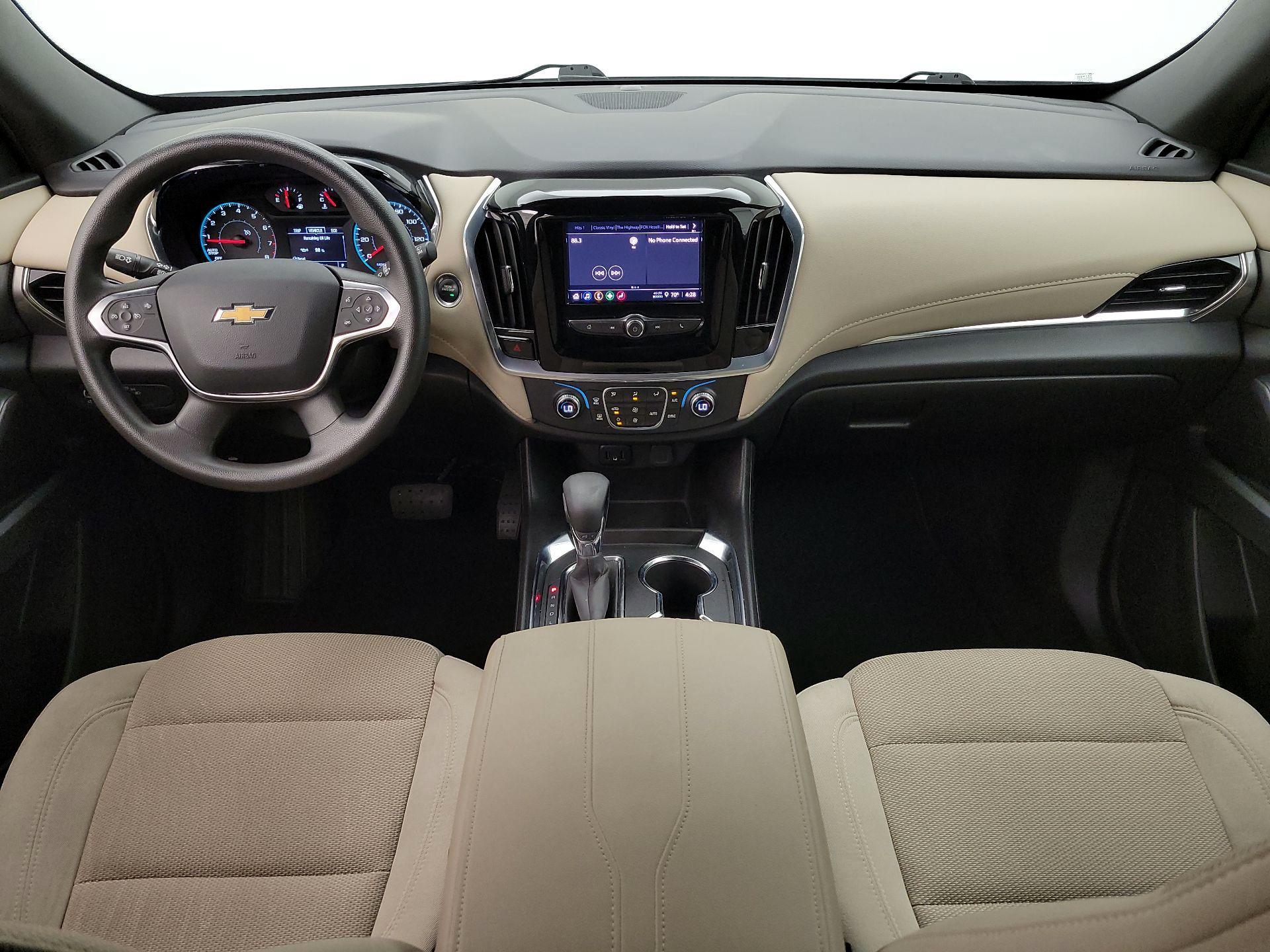 Thumbnail: 2022 Chevrolet Traverse - 9