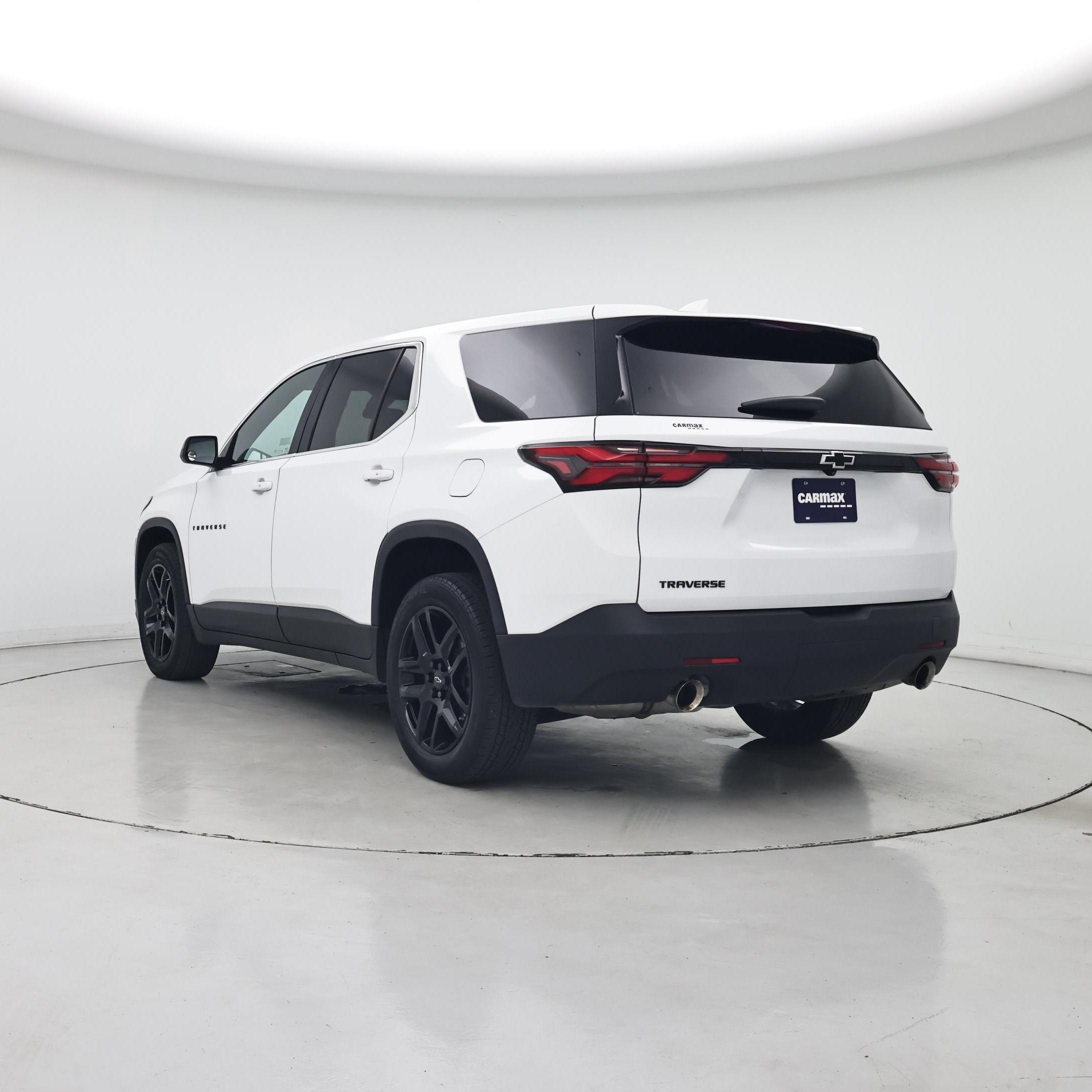 Thumbnail: 2022 Chevrolet Traverse - 2