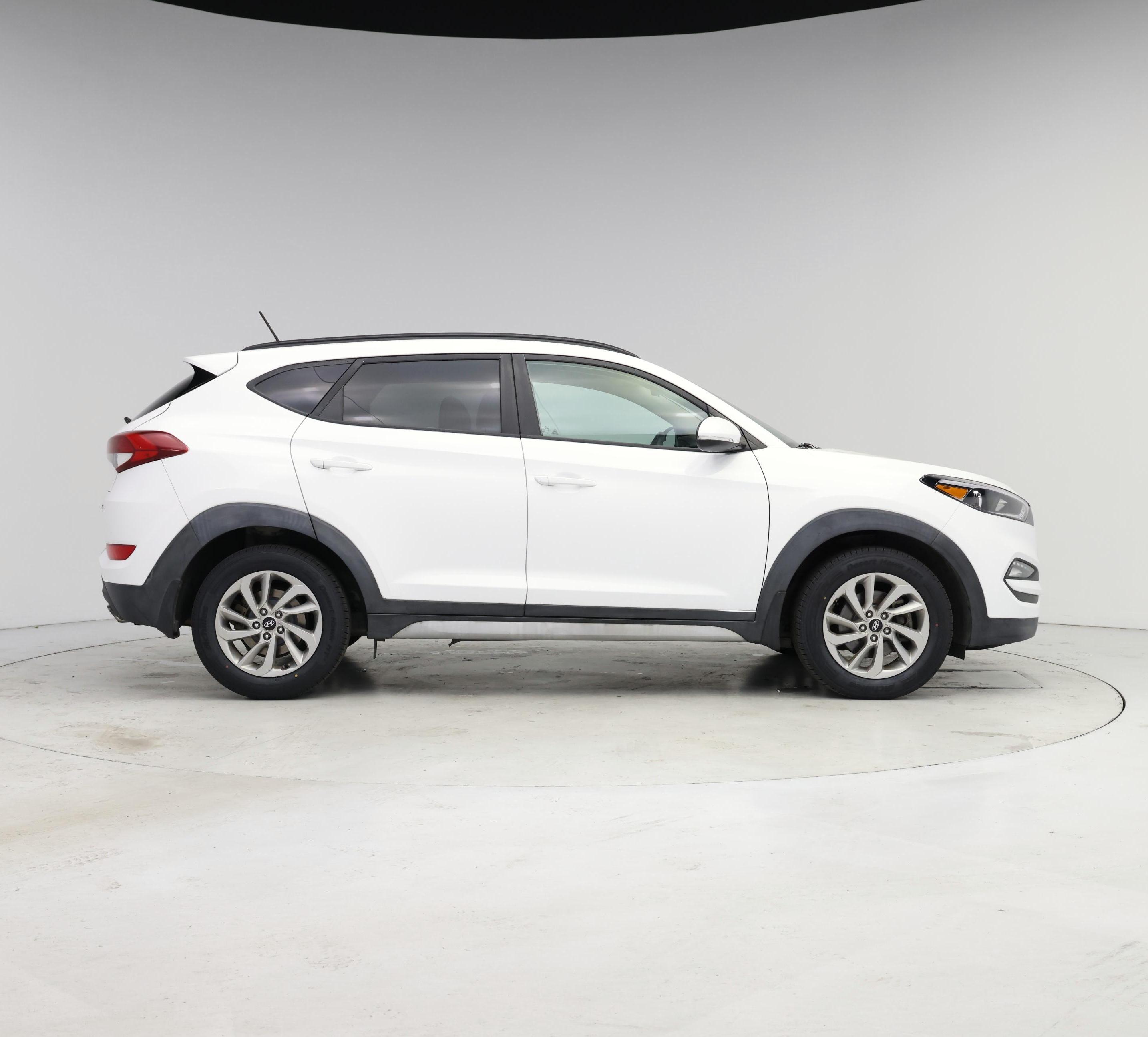 Thumbnail: 2017 Hyundai Tucson - 7
