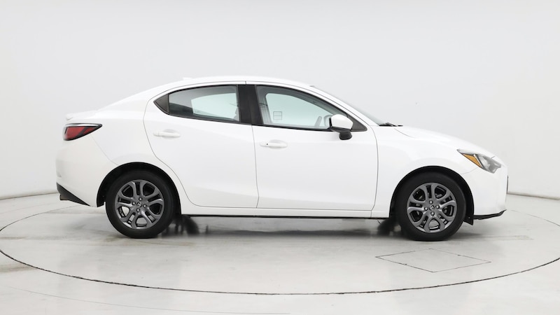 2019 Toyota Yaris LE 7