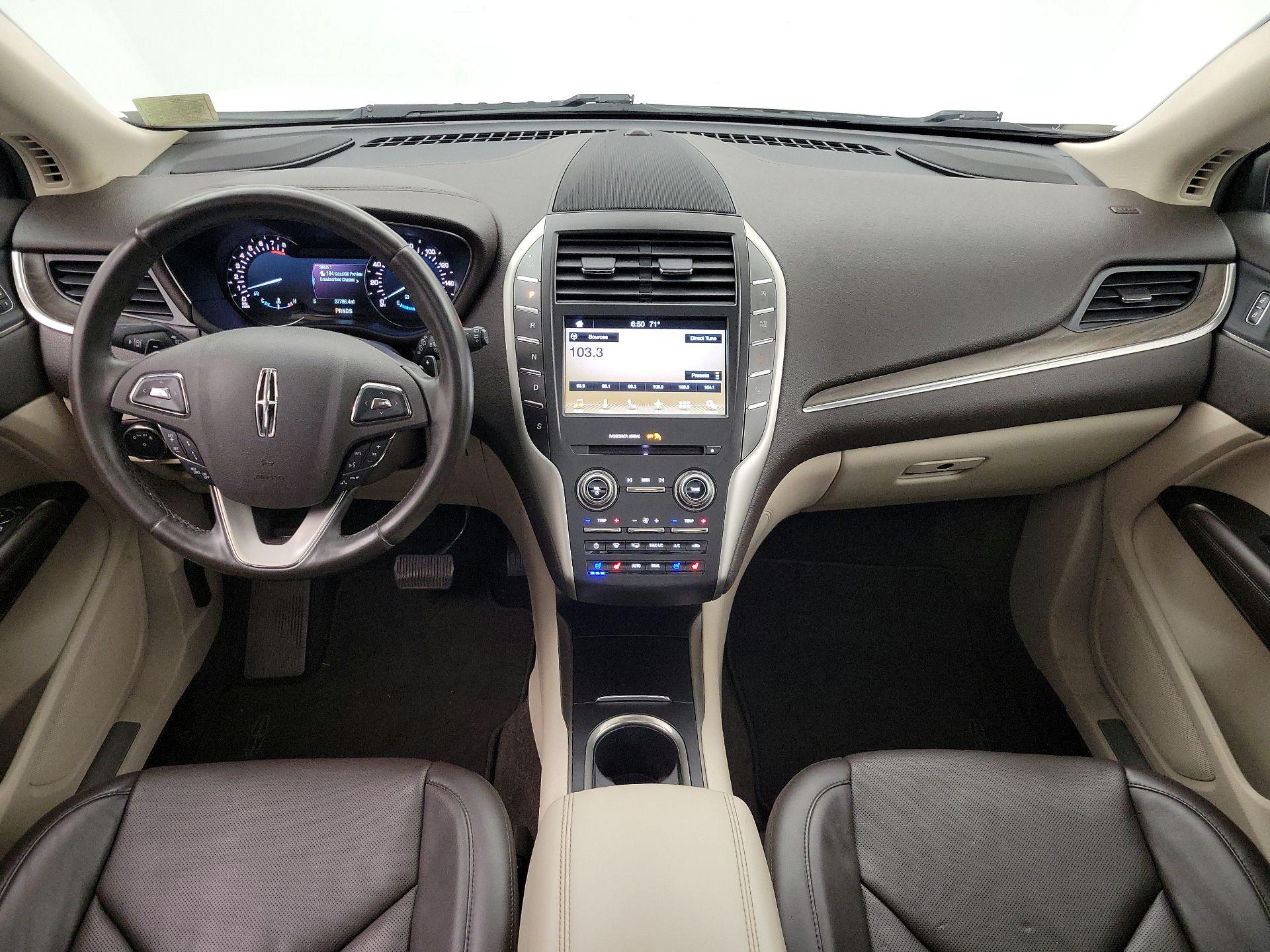 Thumbnail: 2017 Lincoln MKC - 9