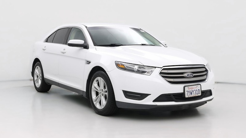 2017 Ford Taurus SEL Hero Image