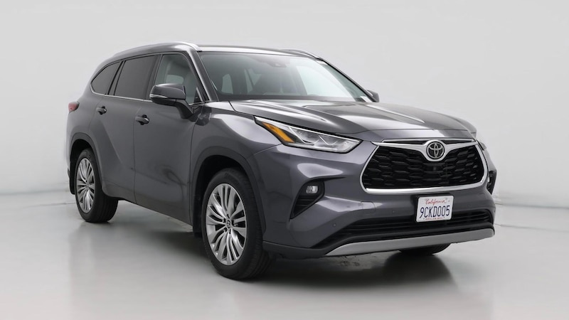 2022 Toyota Highlander Platinum Hero Image