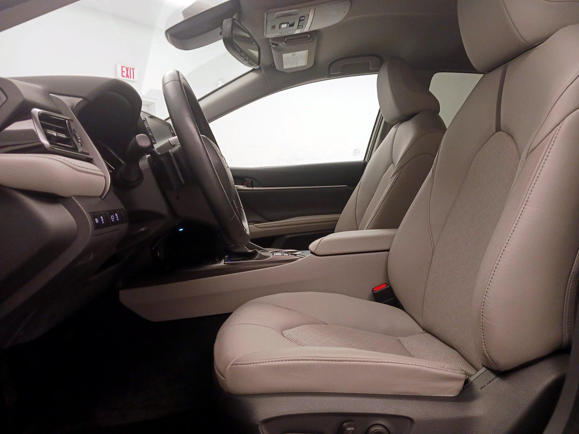 Thumbnail: 2023 Toyota Camry - 11