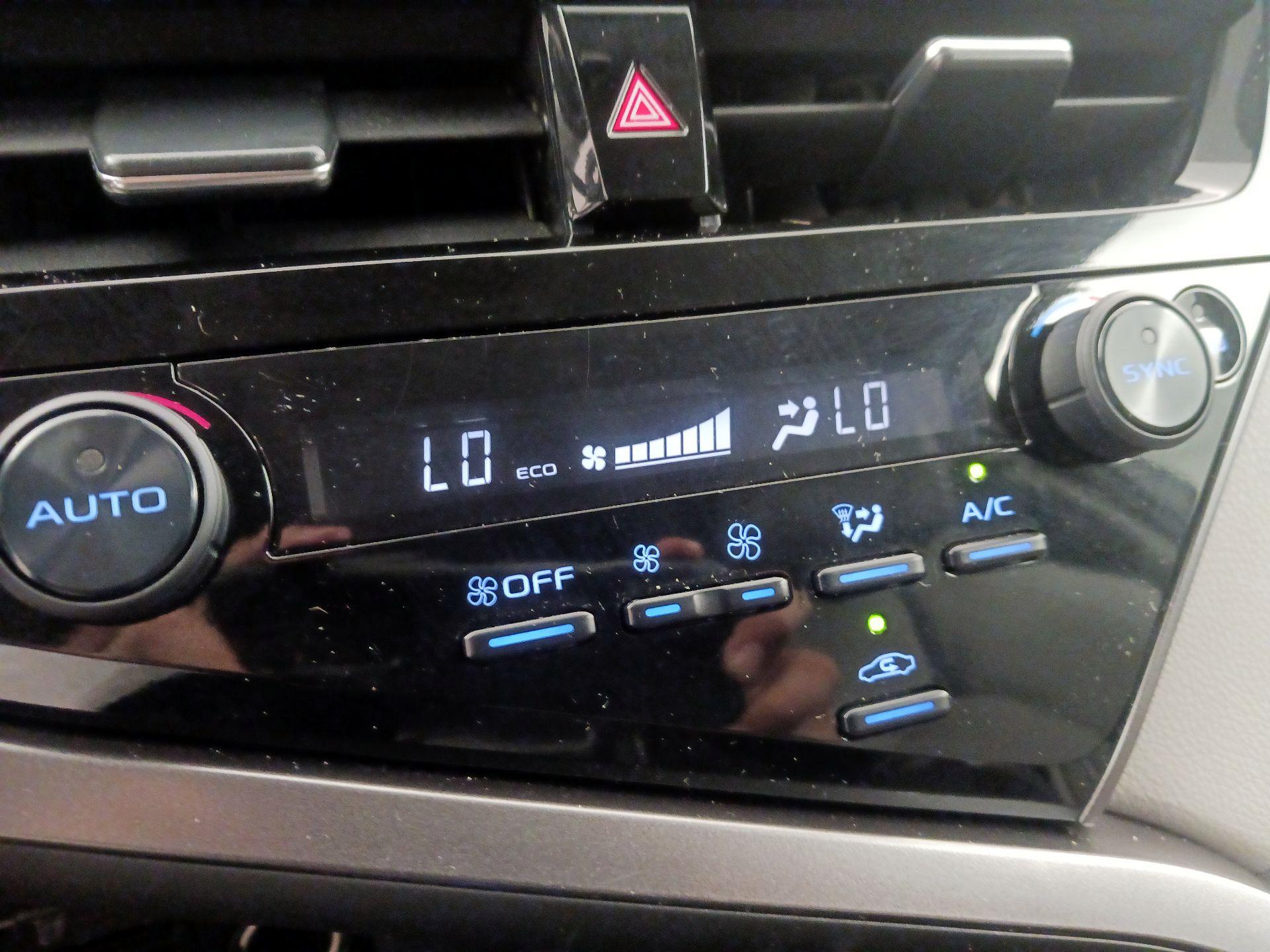 Thumbnail: 2023 Toyota Camry - 16