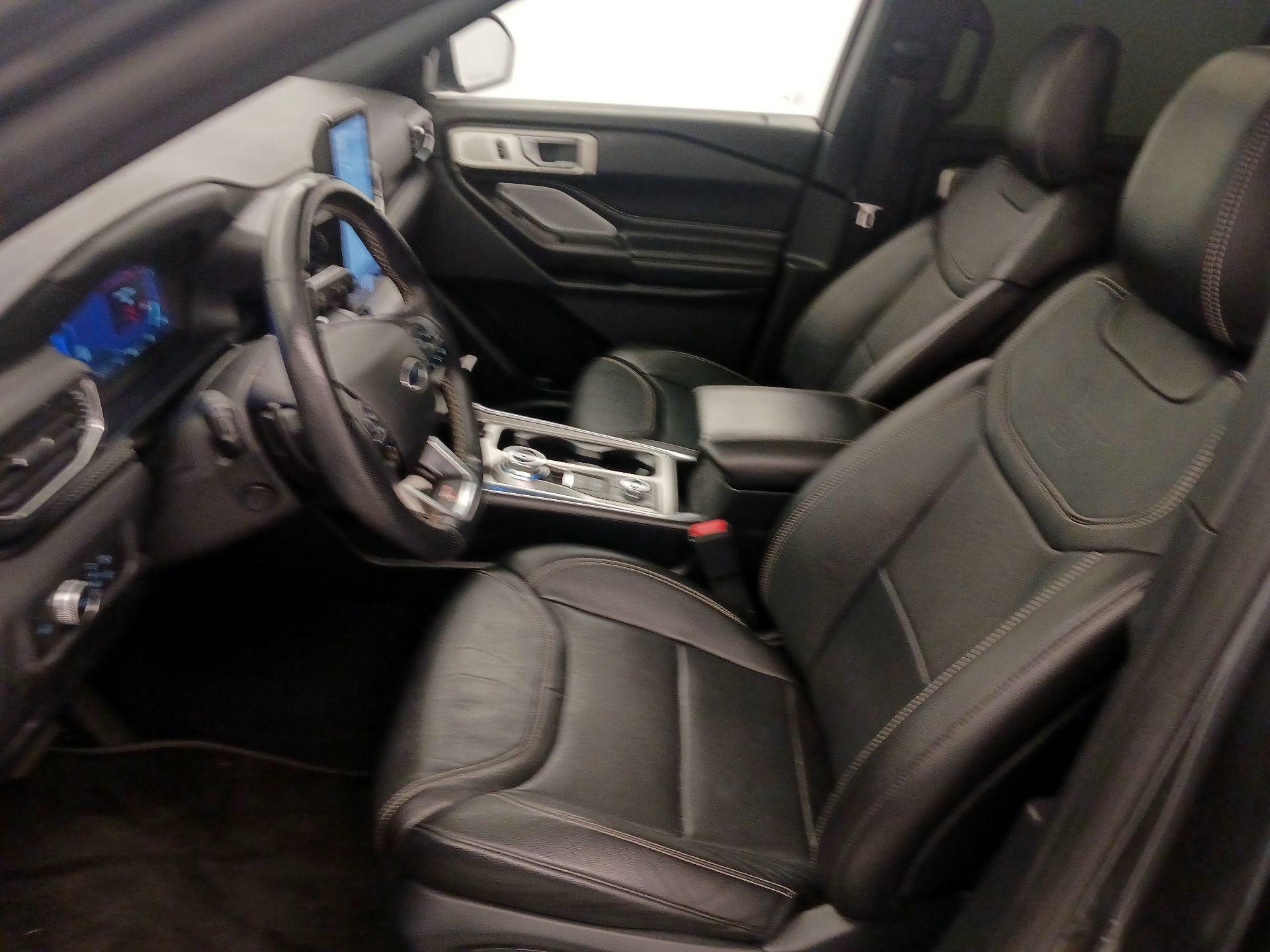 Thumbnail: 2020 Ford Explorer - 11