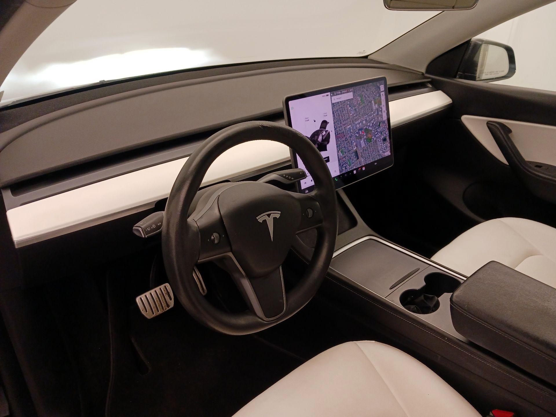 Thumbnail: 2022 Tesla Model Y - 9