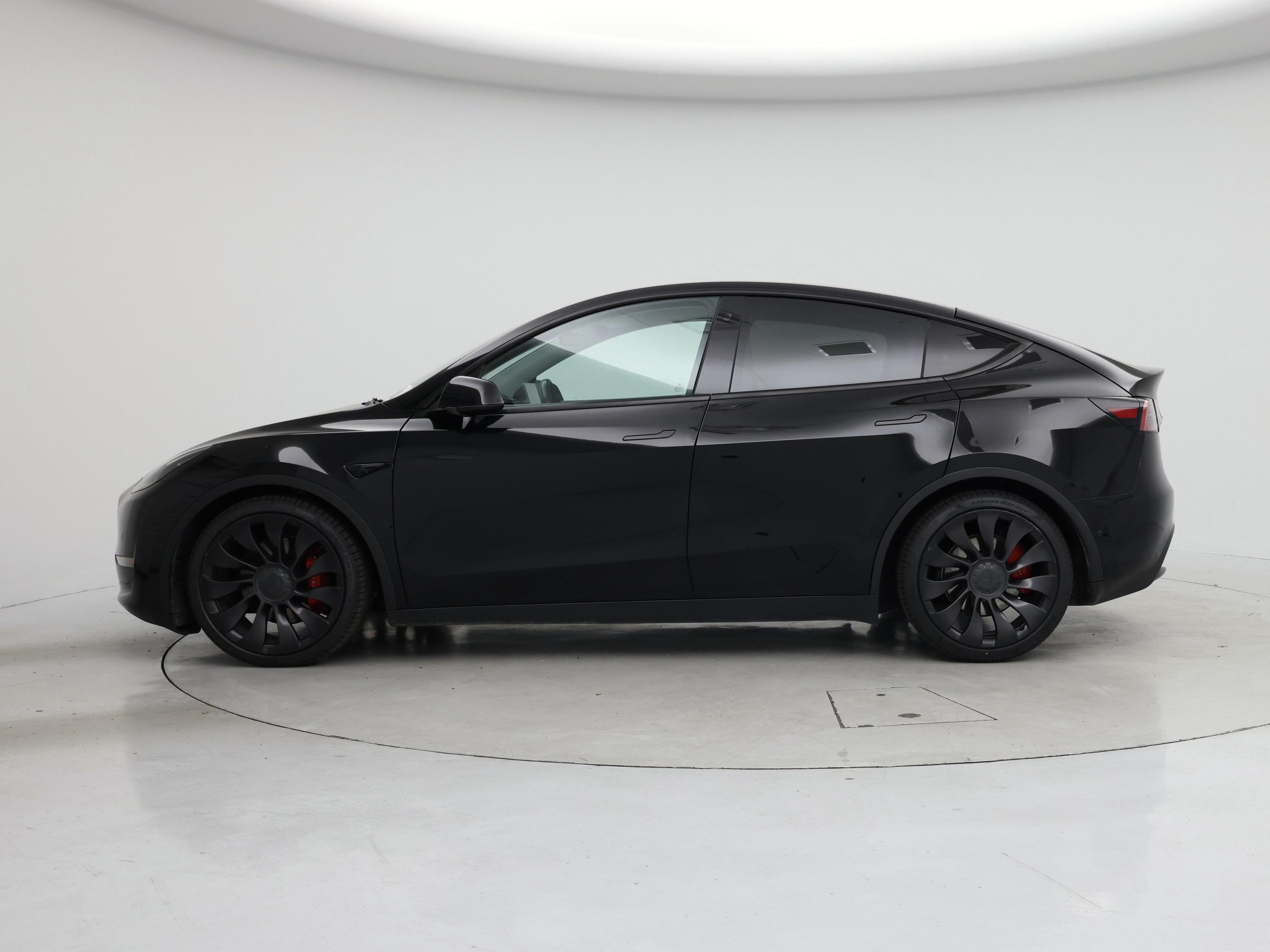 Thumbnail: 2022 Tesla Model Y - 3