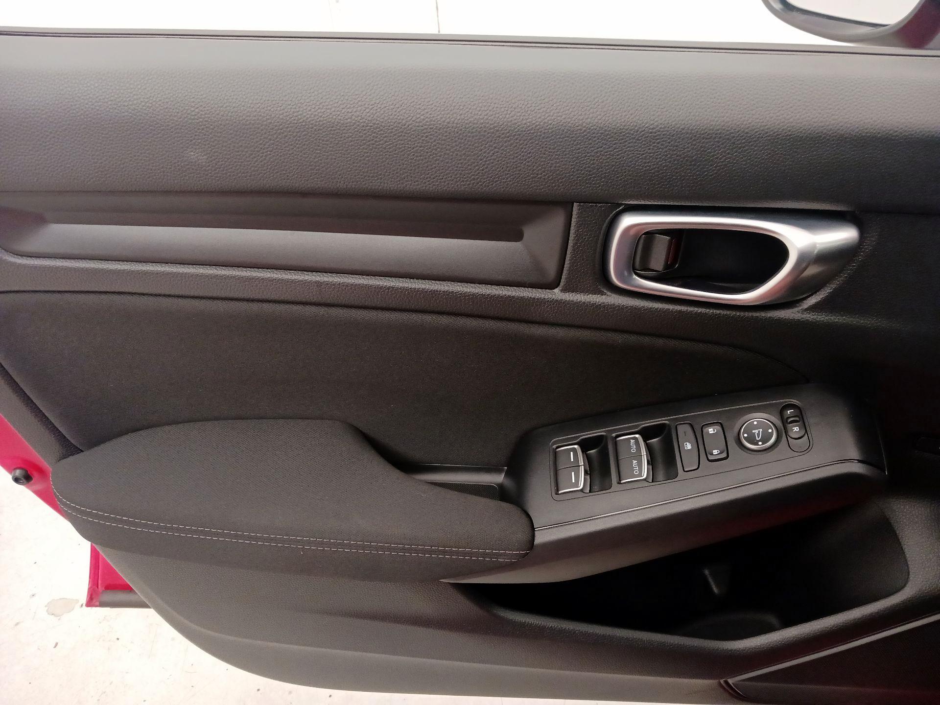 Thumbnail: 2024 Honda Civic - 12