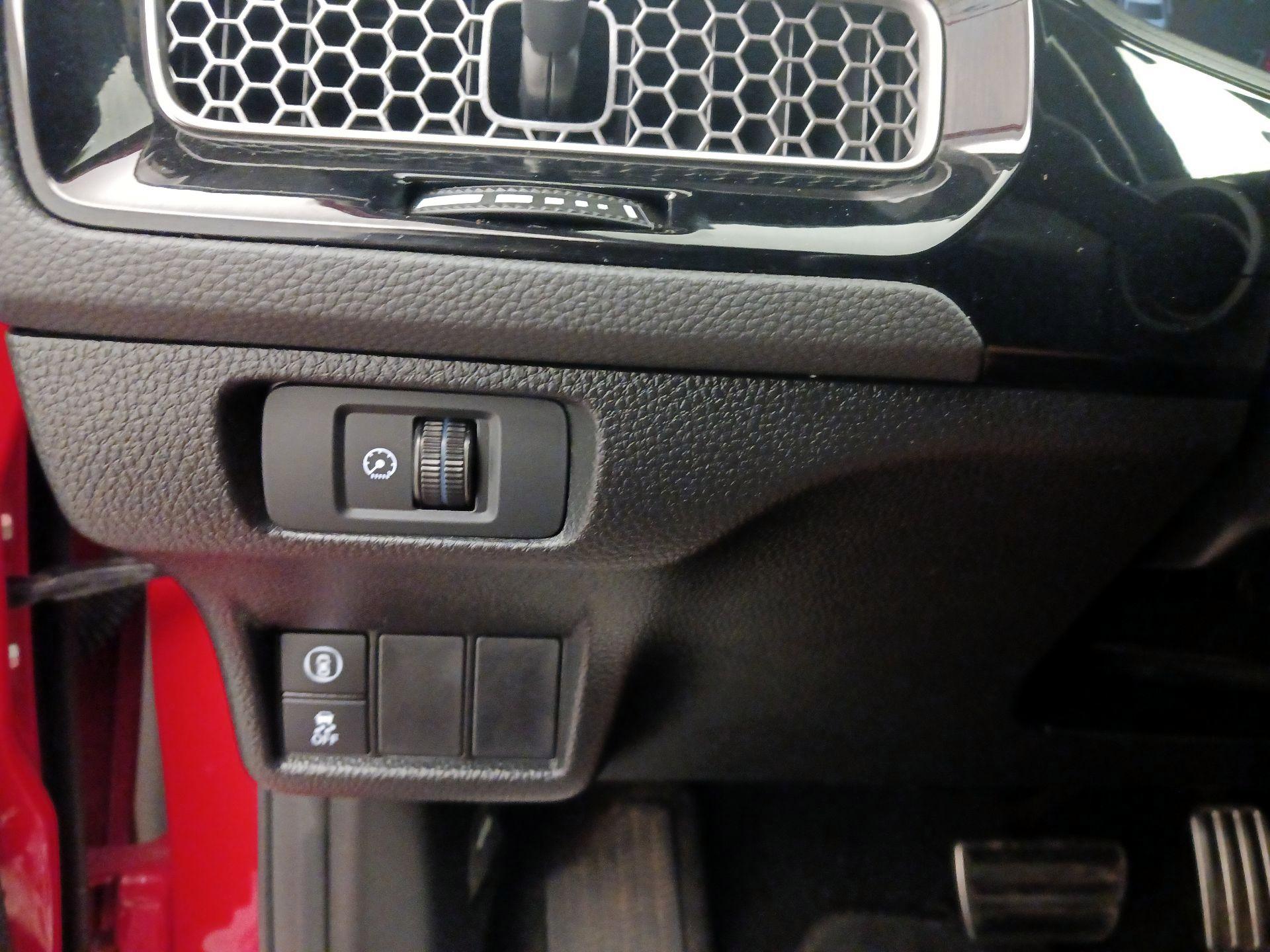 Thumbnail: 2024 Honda Civic - 13