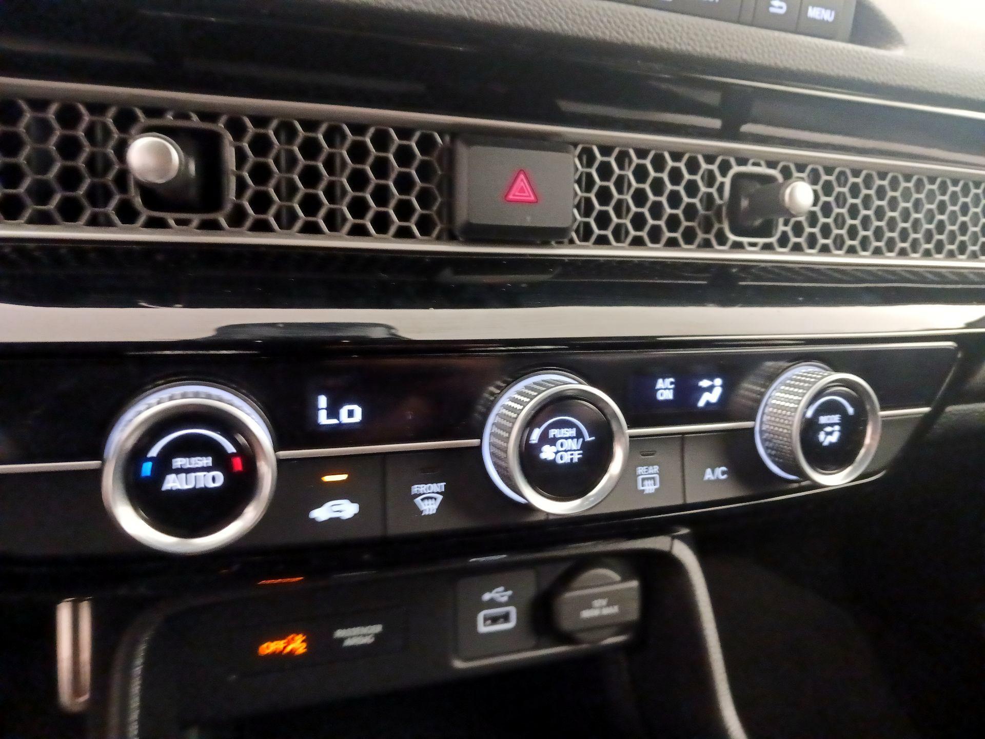 Thumbnail: 2024 Honda Civic - 16