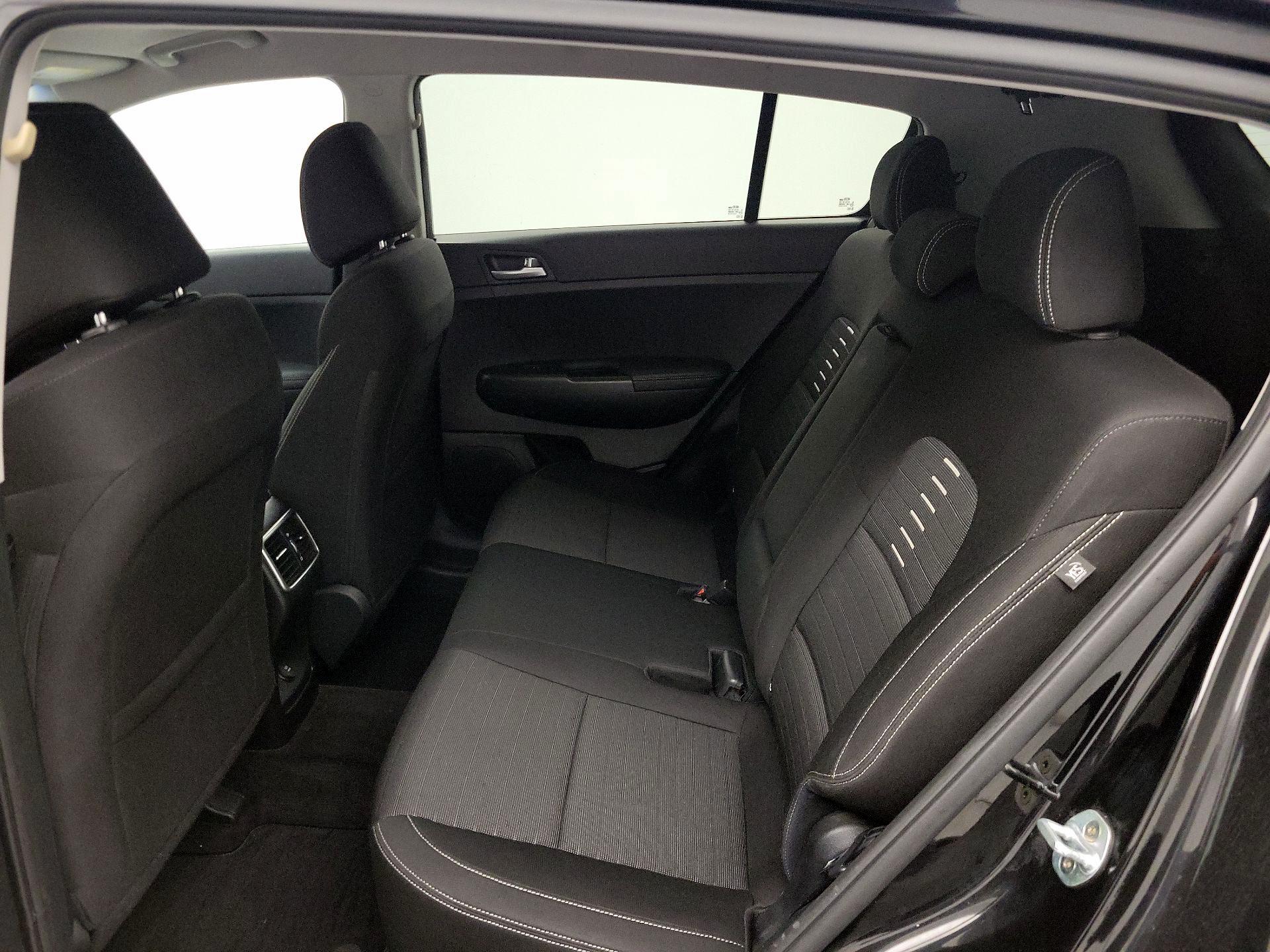 Thumbnail: 2018 Kia Sportage - 19