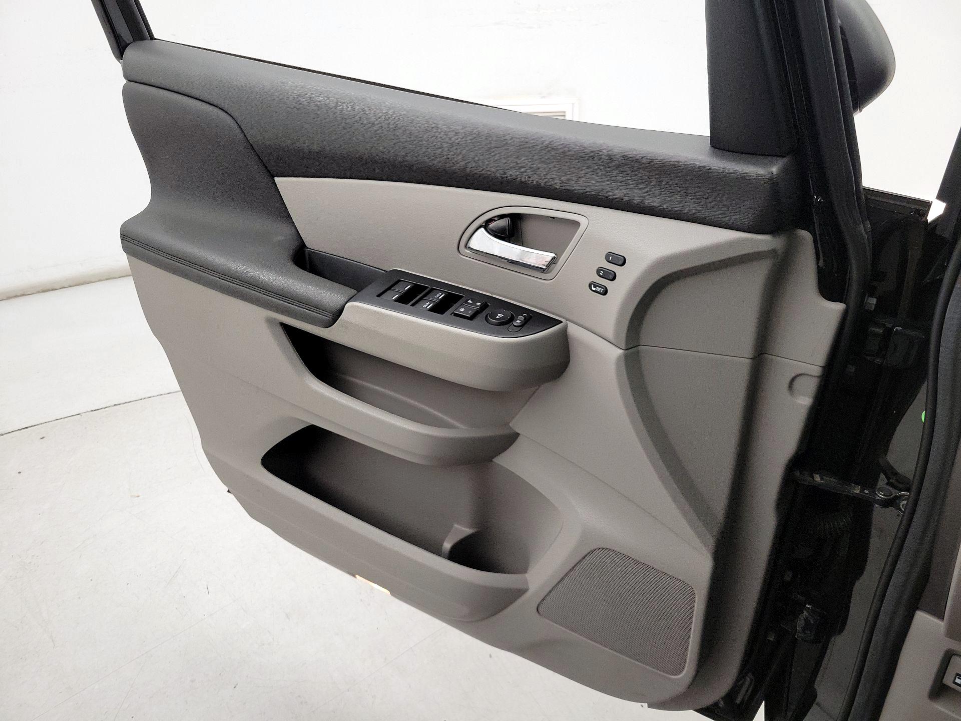 Thumbnail: 2014 Honda Odyssey - 12