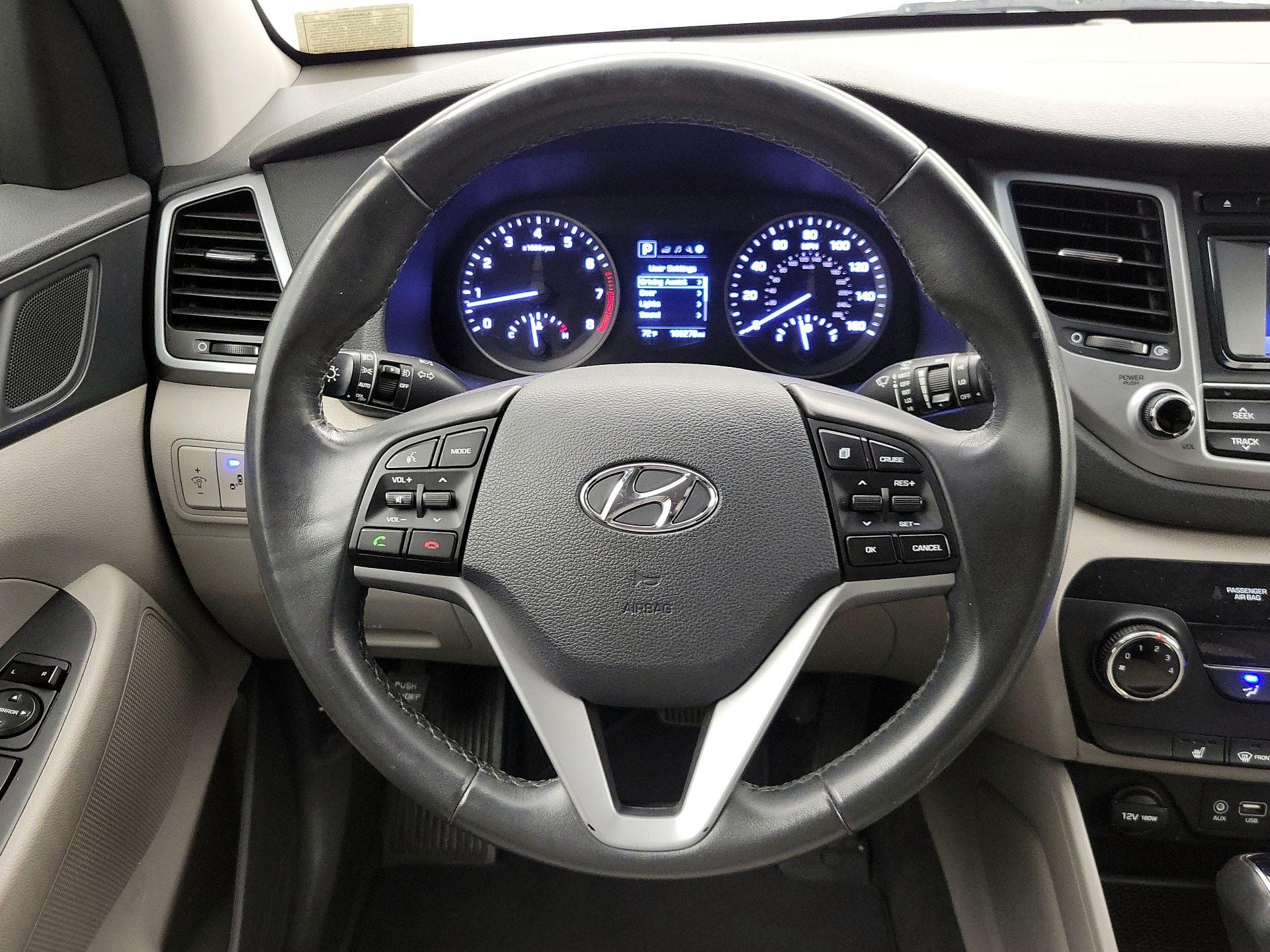 Thumbnail: 2017 Hyundai Tucson - 10