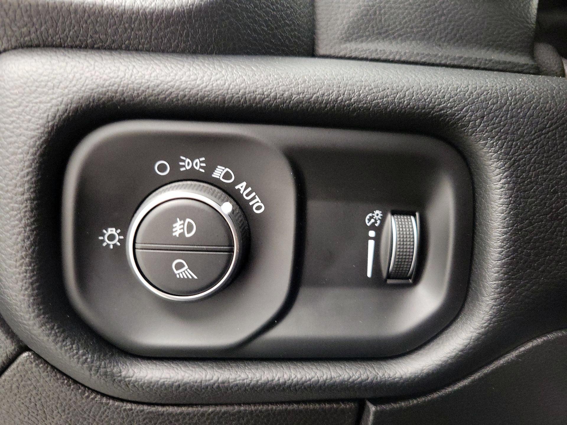 Thumbnail: 2020 RAM 1500 - 13