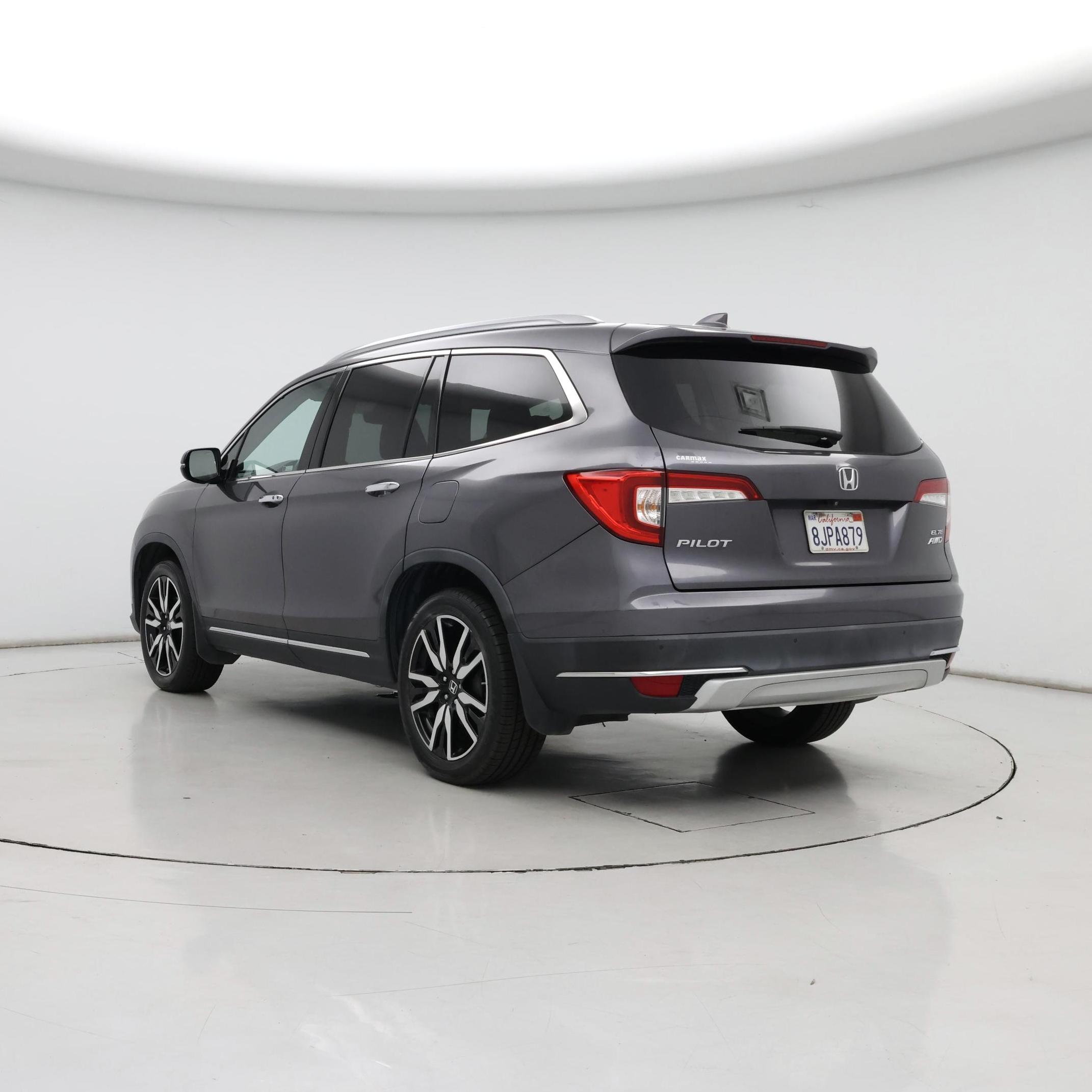 Thumbnail: 2019 Honda Pilot - 2