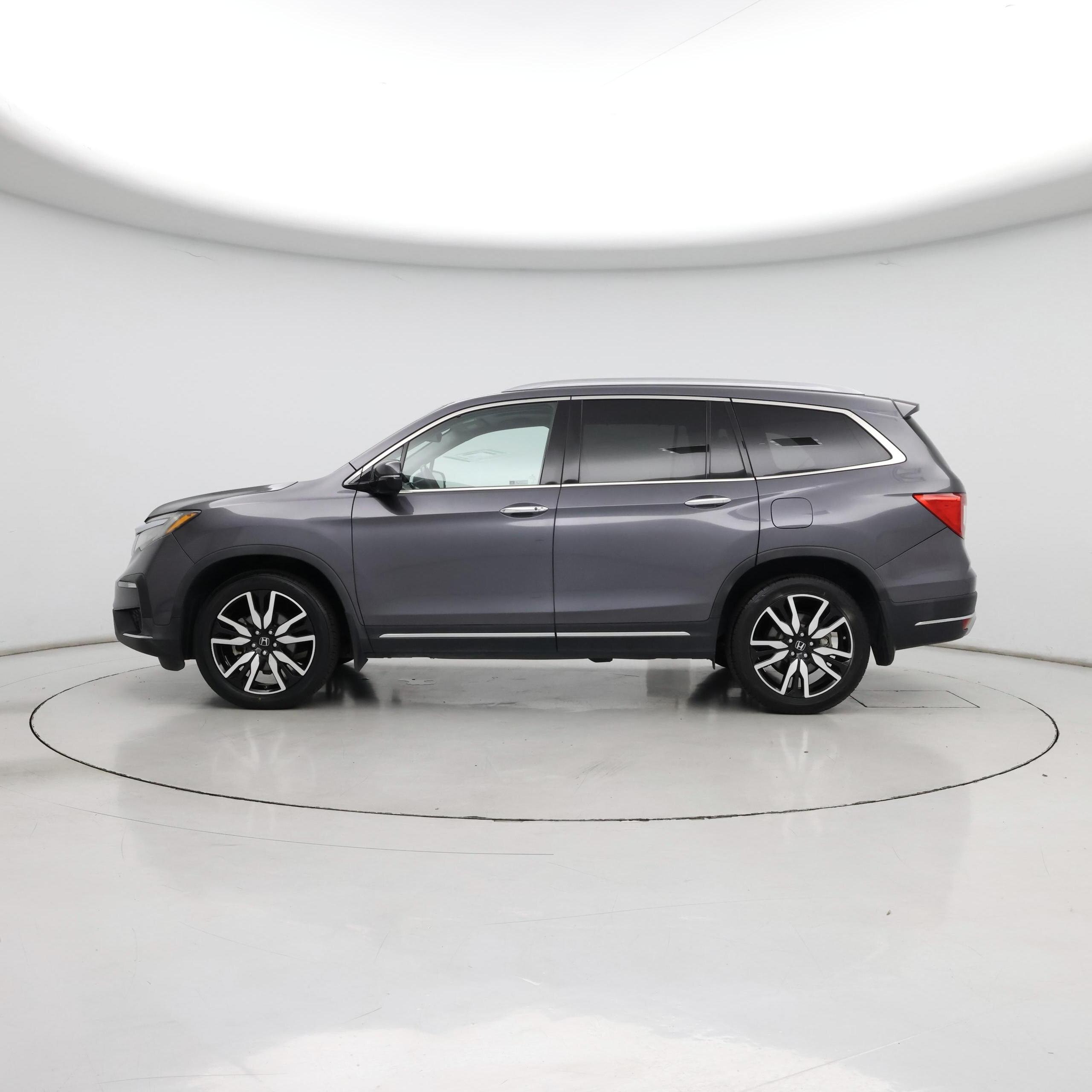 Thumbnail: 2019 Honda Pilot - 3