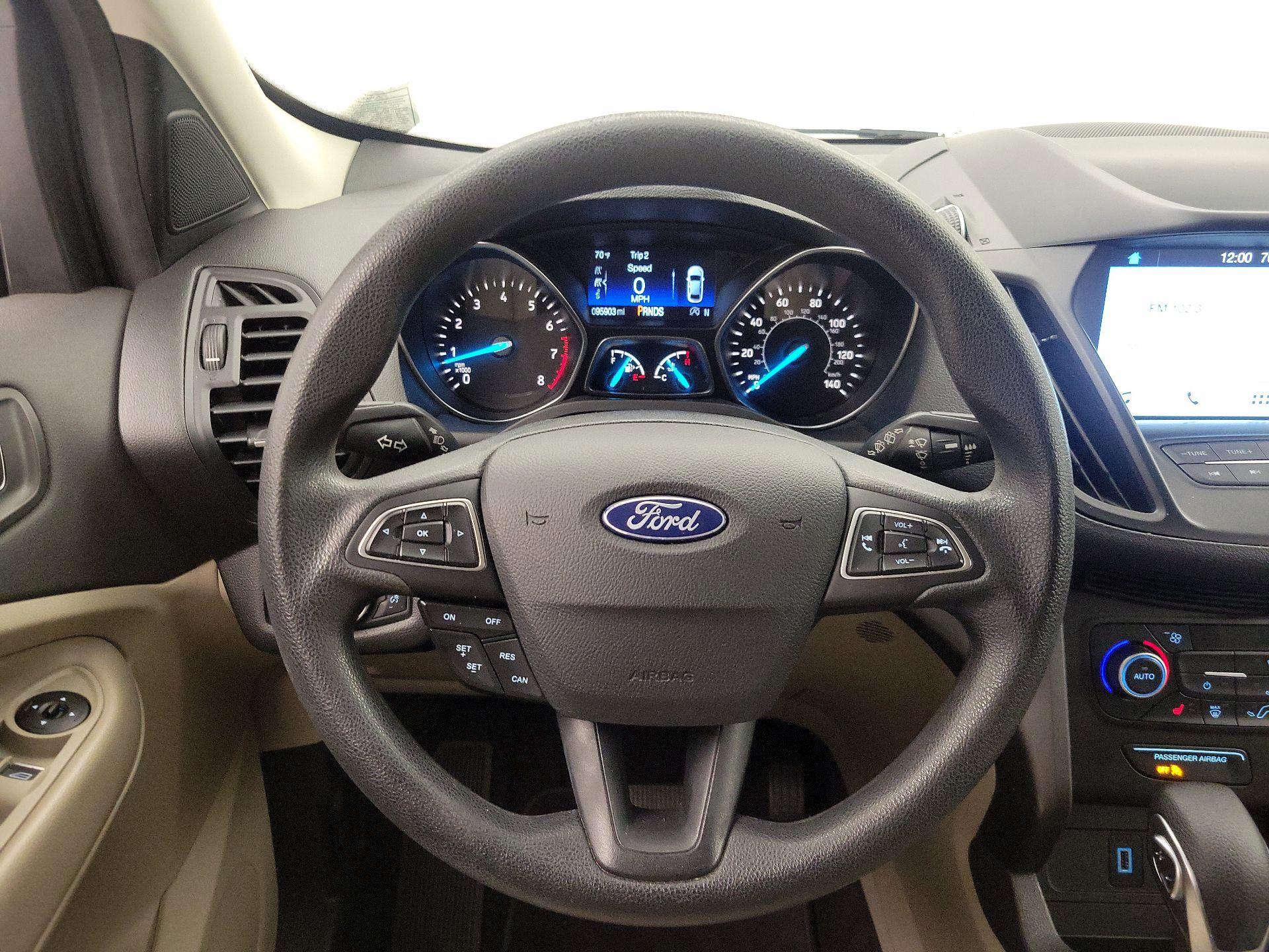 Thumbnail: 2019 Ford Escape - 10