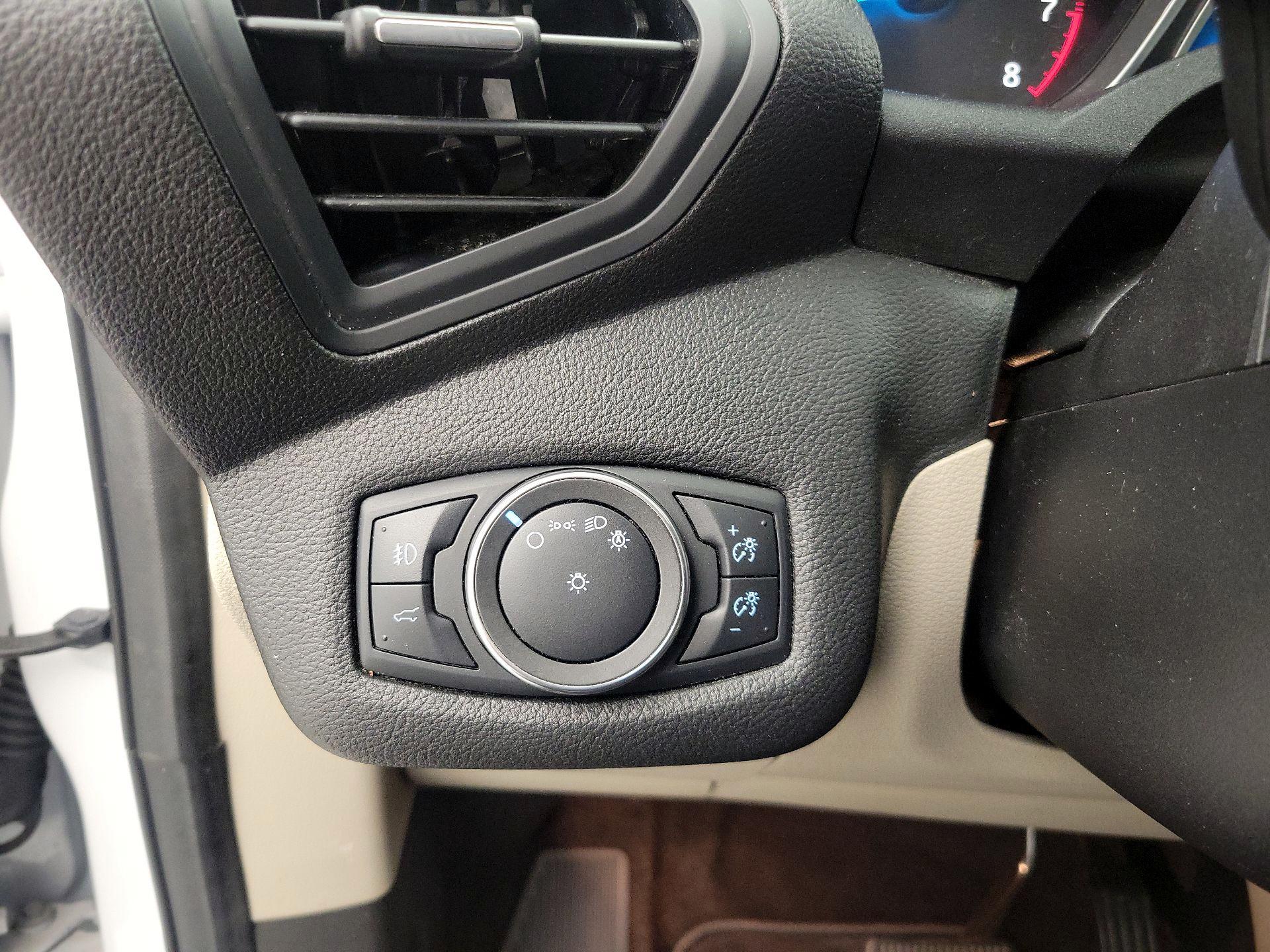 Thumbnail: 2019 Ford Escape - 13