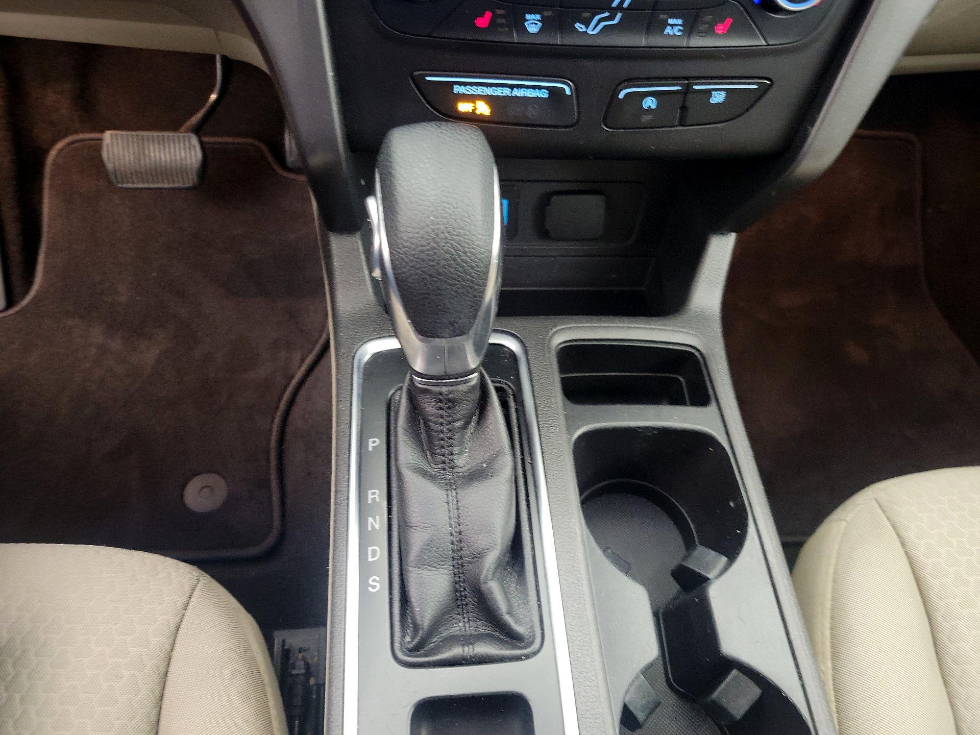 Thumbnail: 2019 Ford Escape - 17