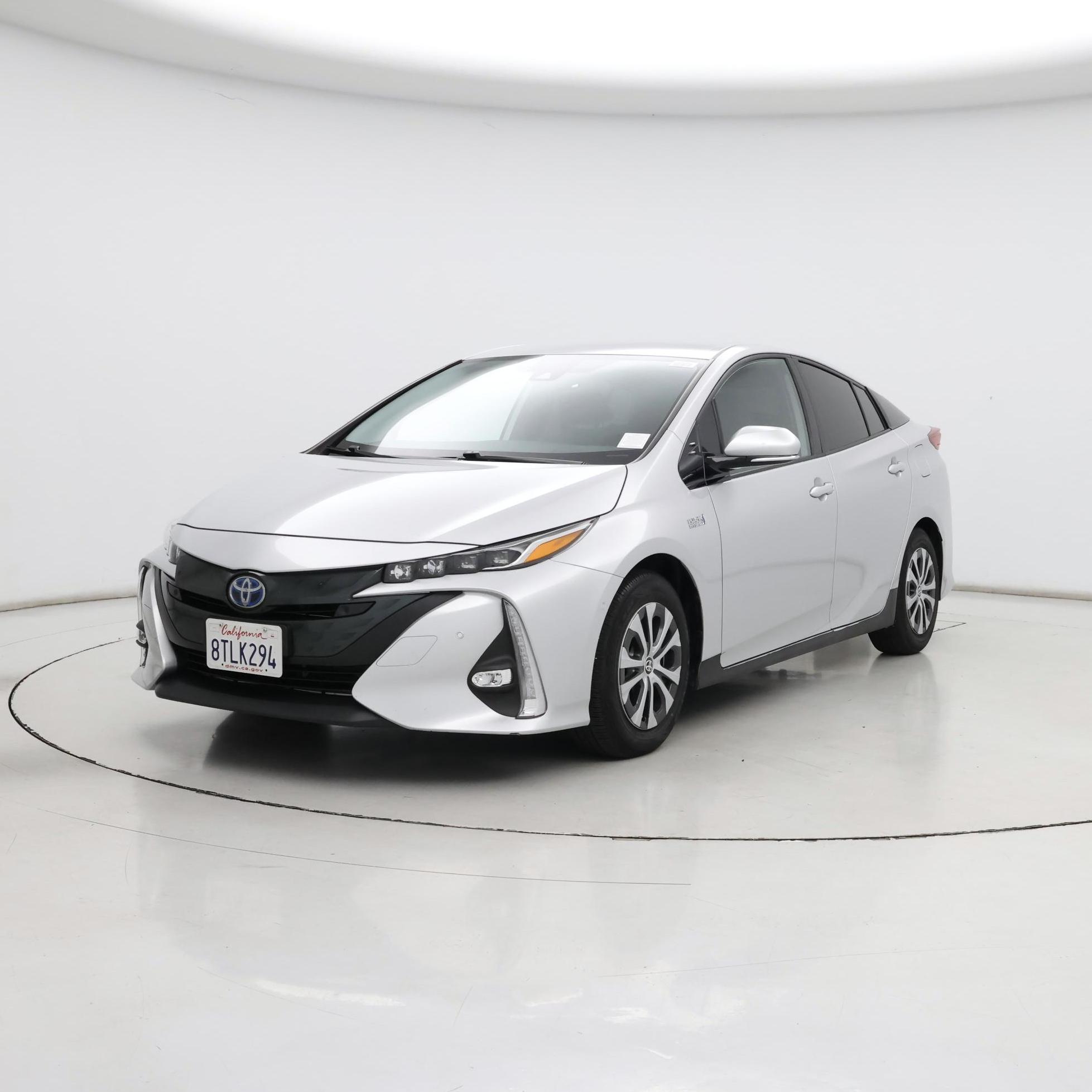Thumbnail: 2020 Toyota Prius Prime - 4