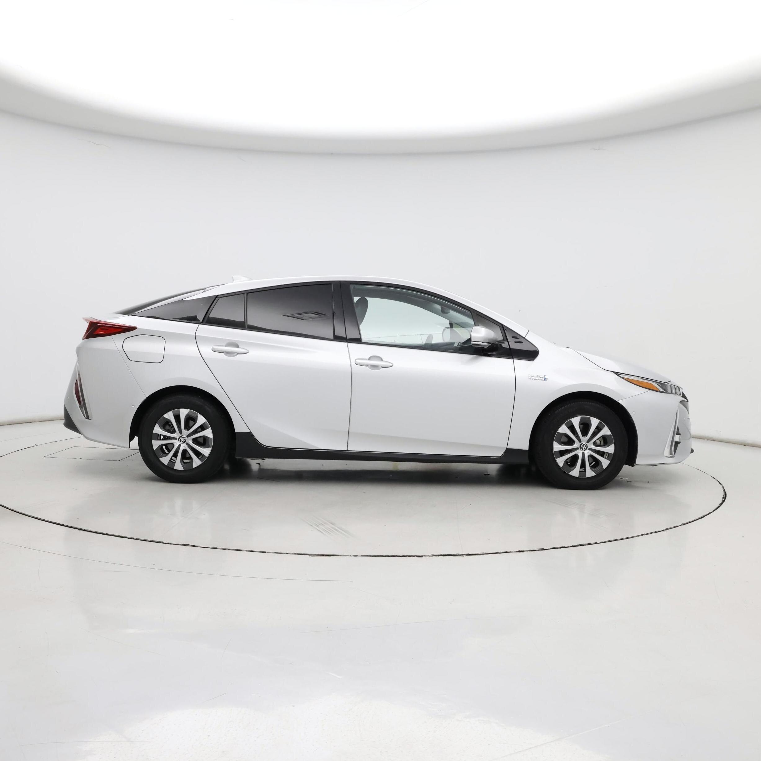 Thumbnail: 2020 Toyota Prius Prime - 7