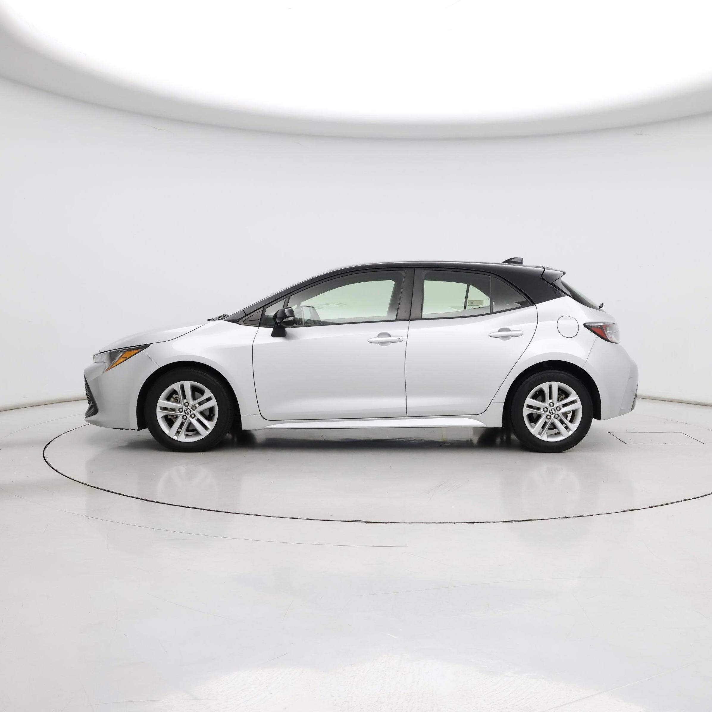 Thumbnail: 2022 Toyota Corolla - 3