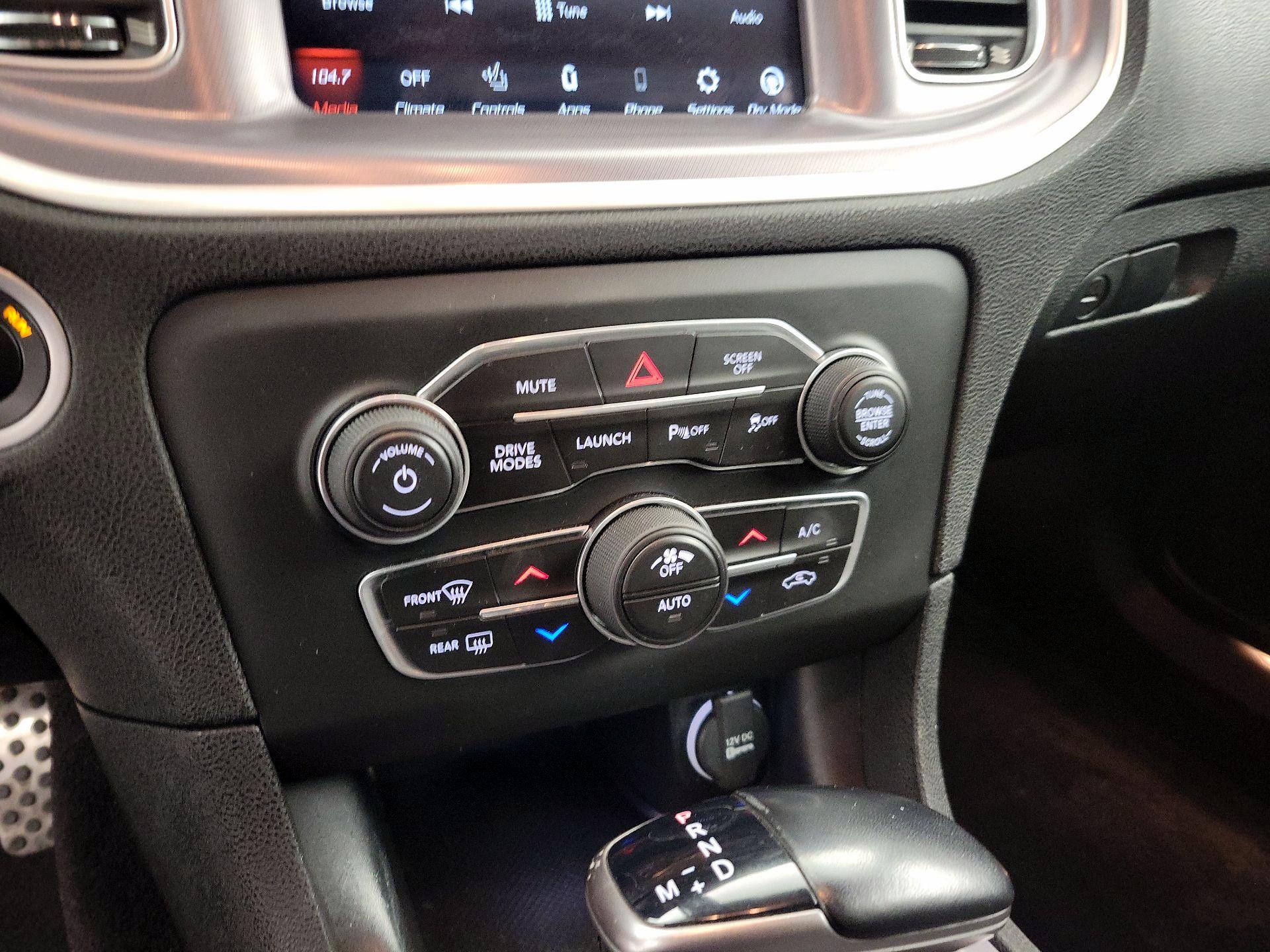 Thumbnail: 2020 Dodge Charger - 16
