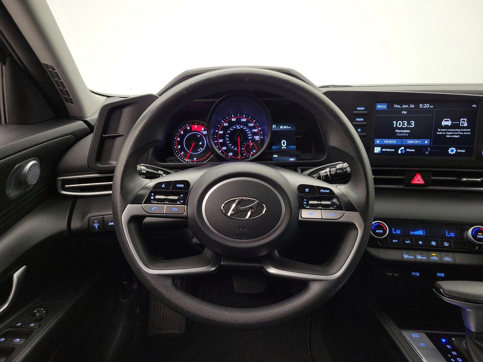 Thumbnail: 2023 Hyundai Elantra - 10