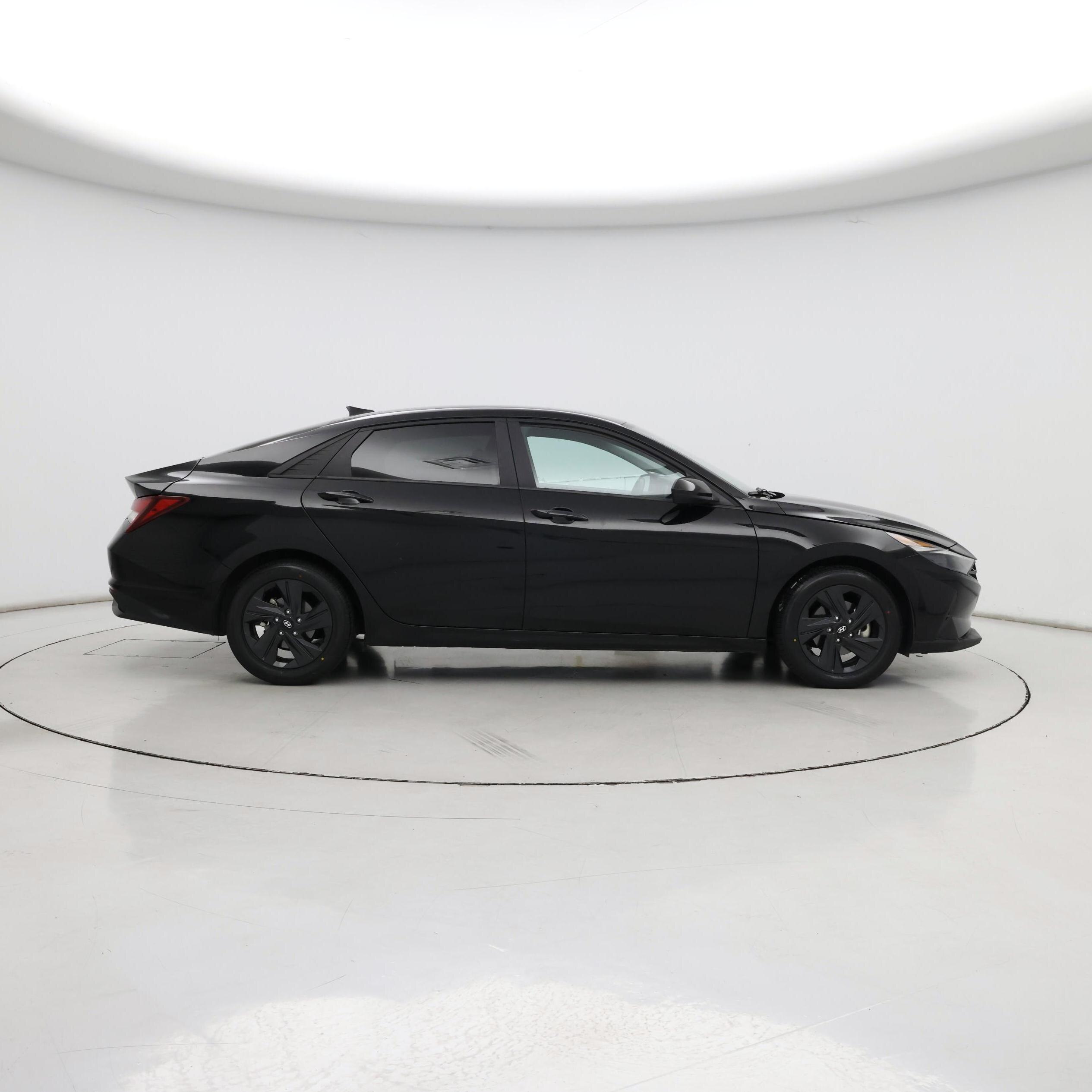 Thumbnail: 2023 Hyundai Elantra - 7