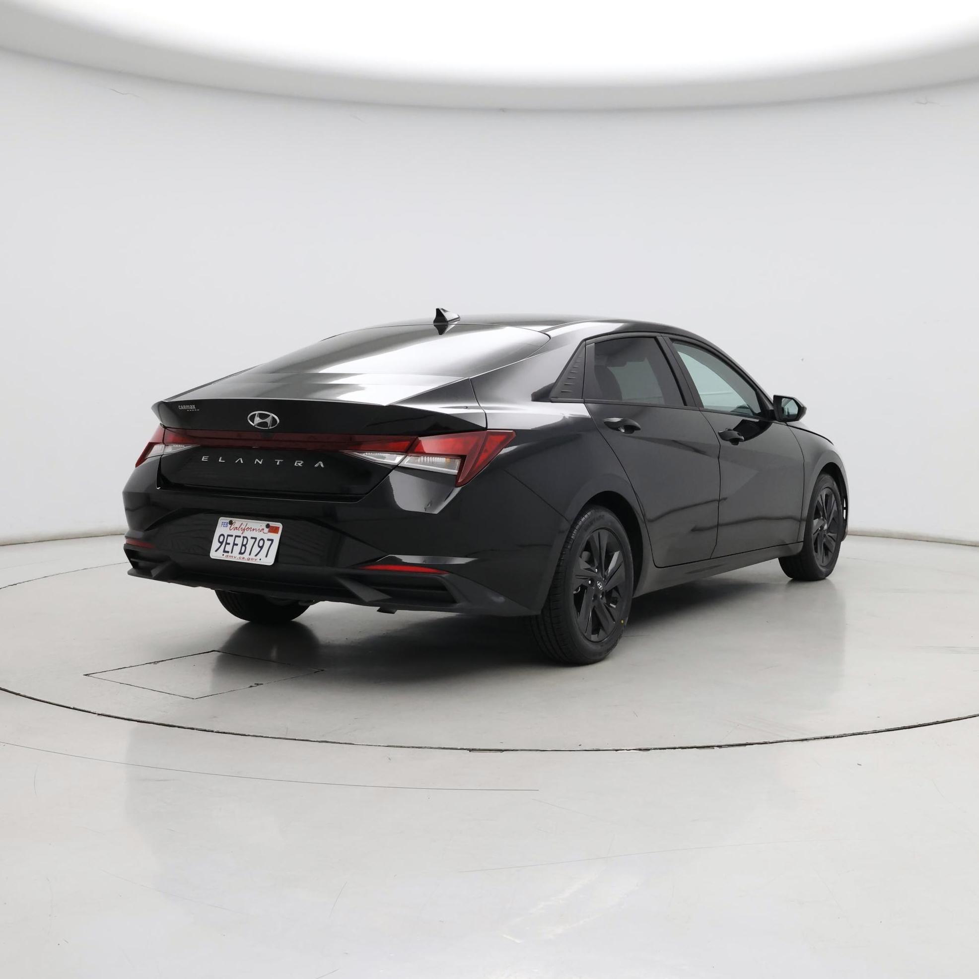 Thumbnail: 2023 Hyundai Elantra - 8