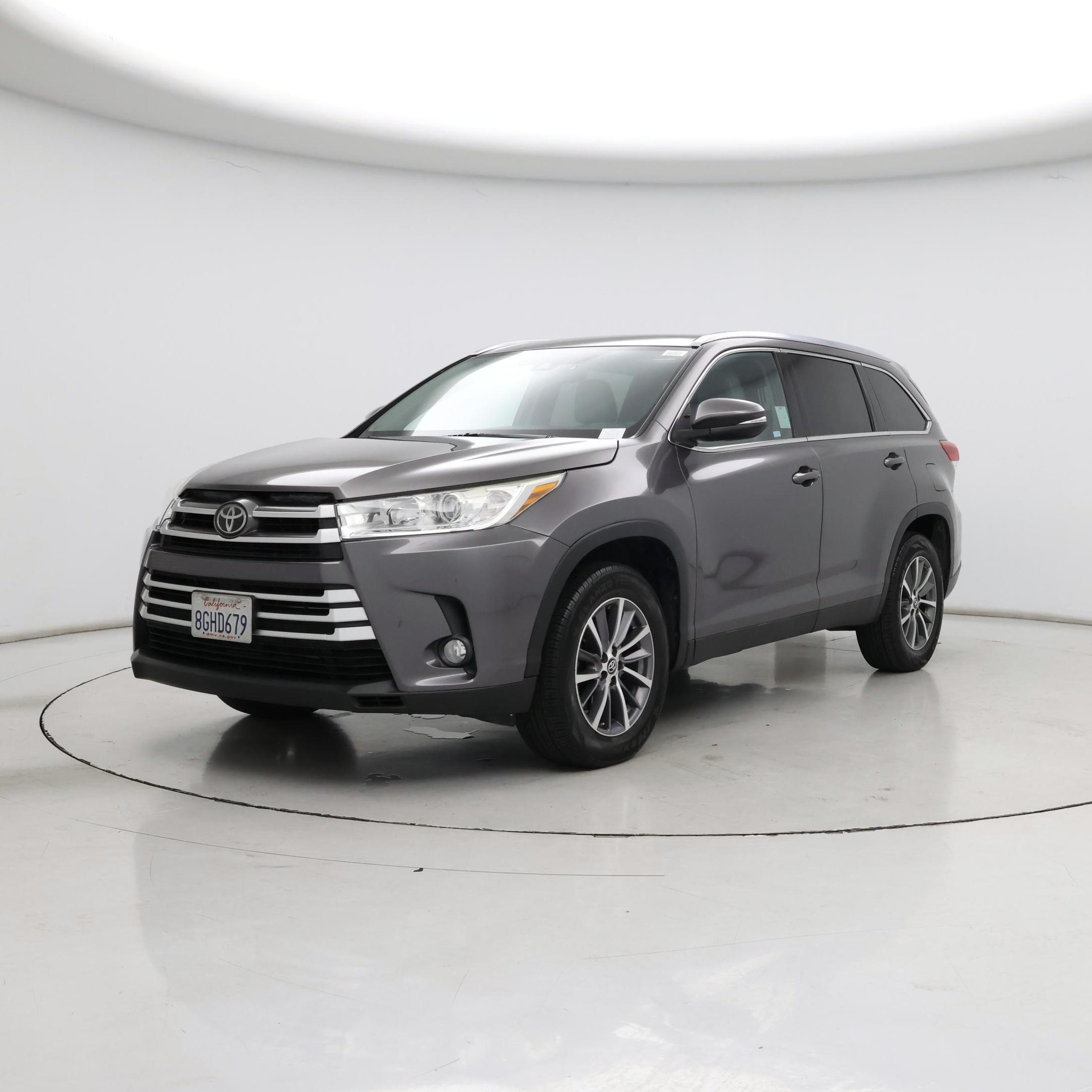 Thumbnail: 2019 Toyota Highlander - 4