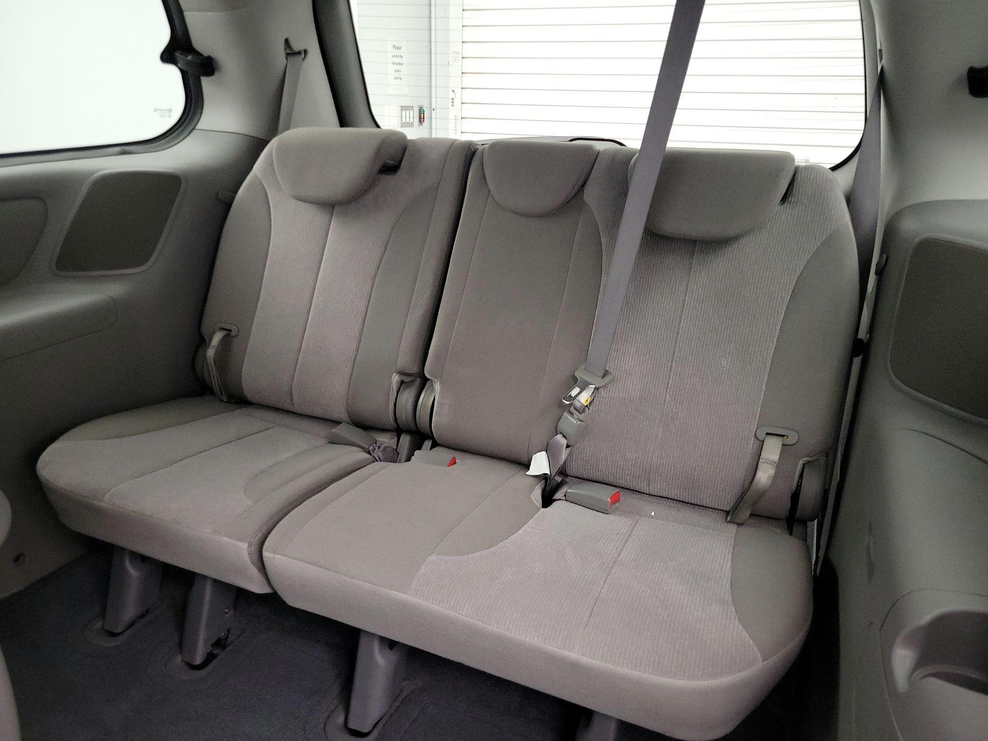 Thumbnail: 2014 Kia Sedona - 19