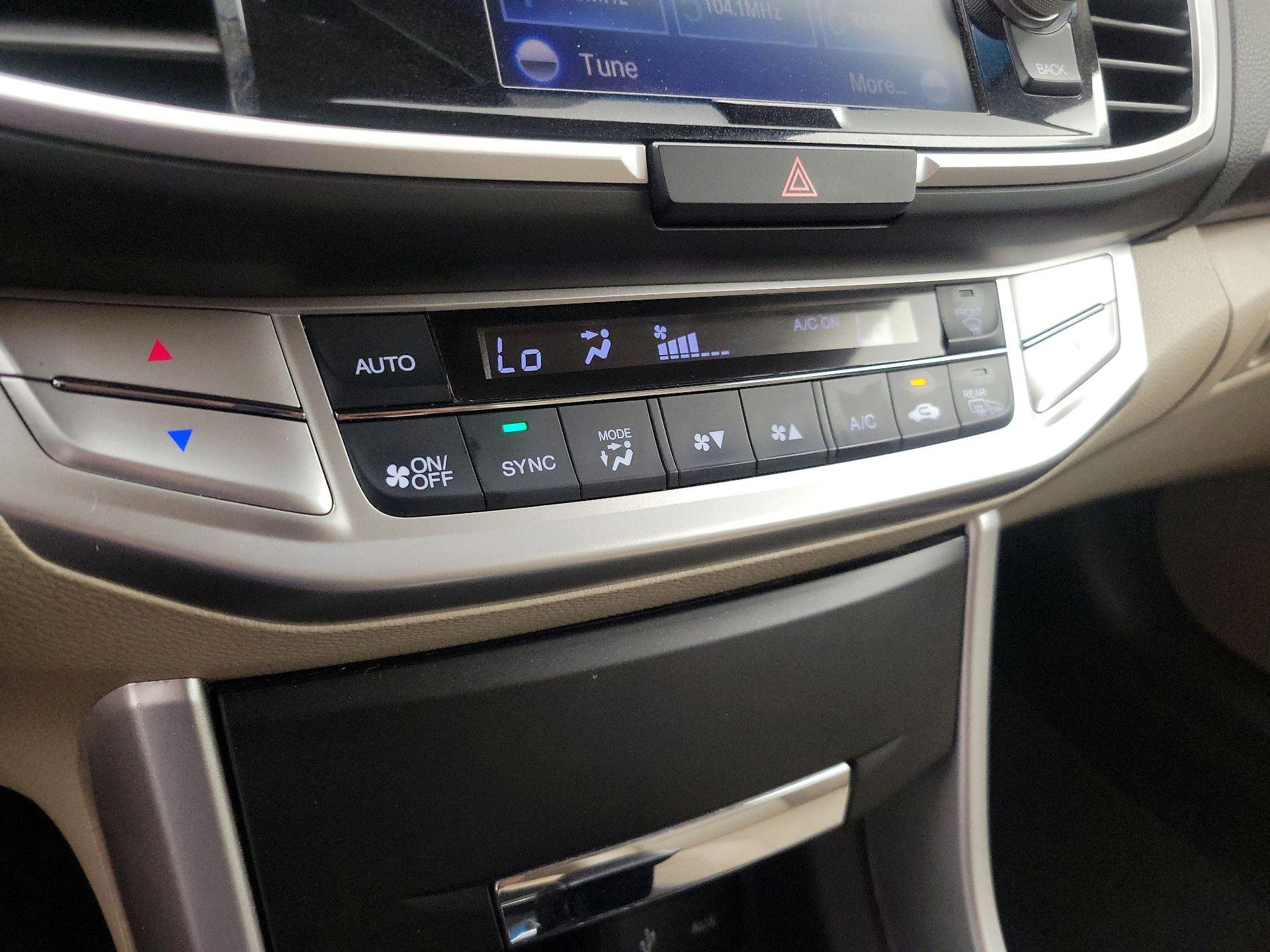 Thumbnail: 2013 Honda Accord - 16