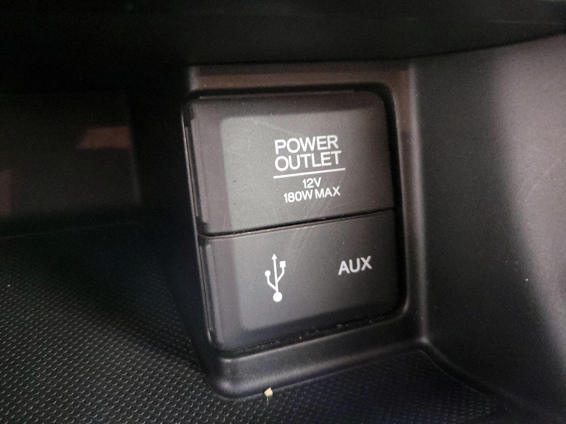 Thumbnail: 2013 Honda Accord - 18