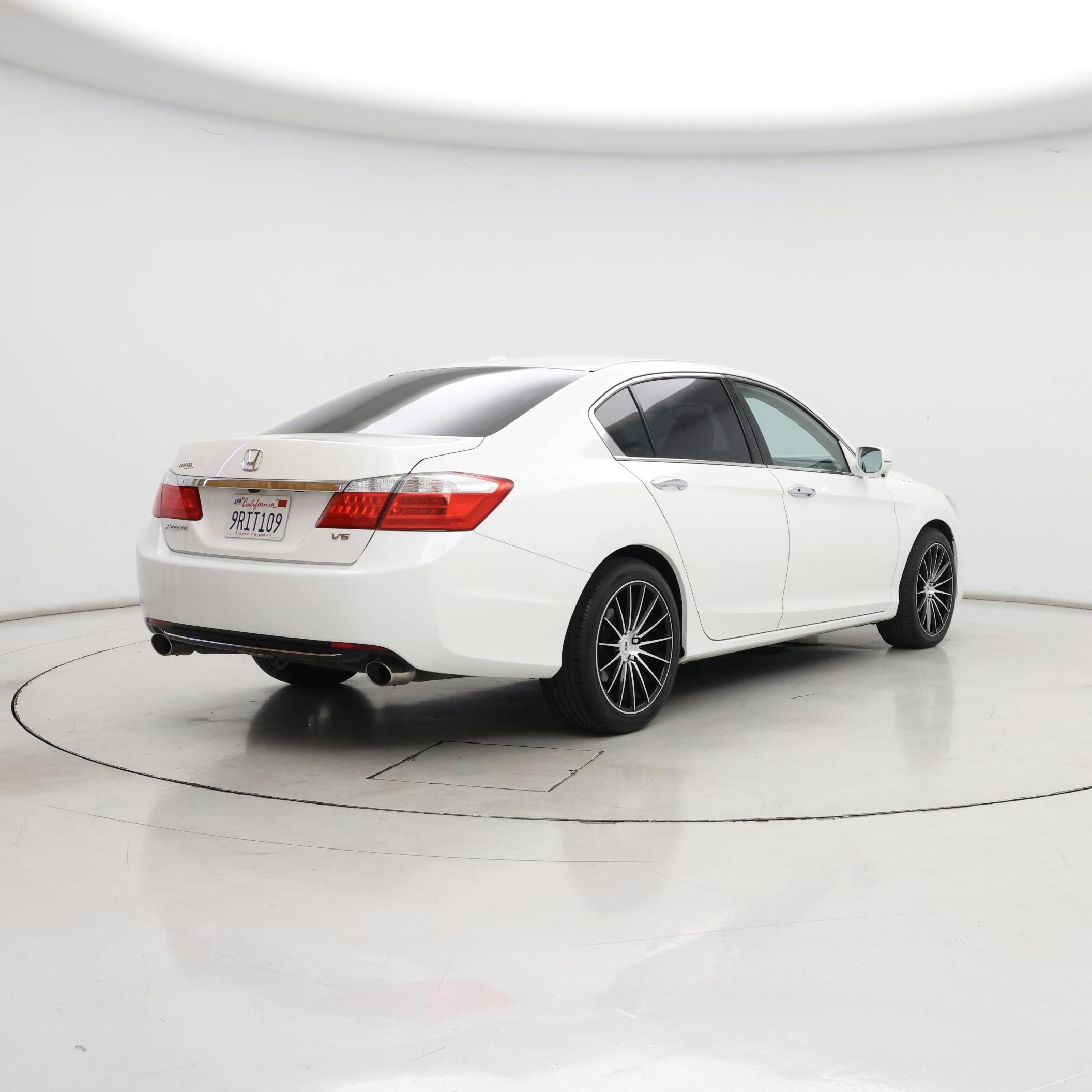 Thumbnail: 2013 Honda Accord - 8