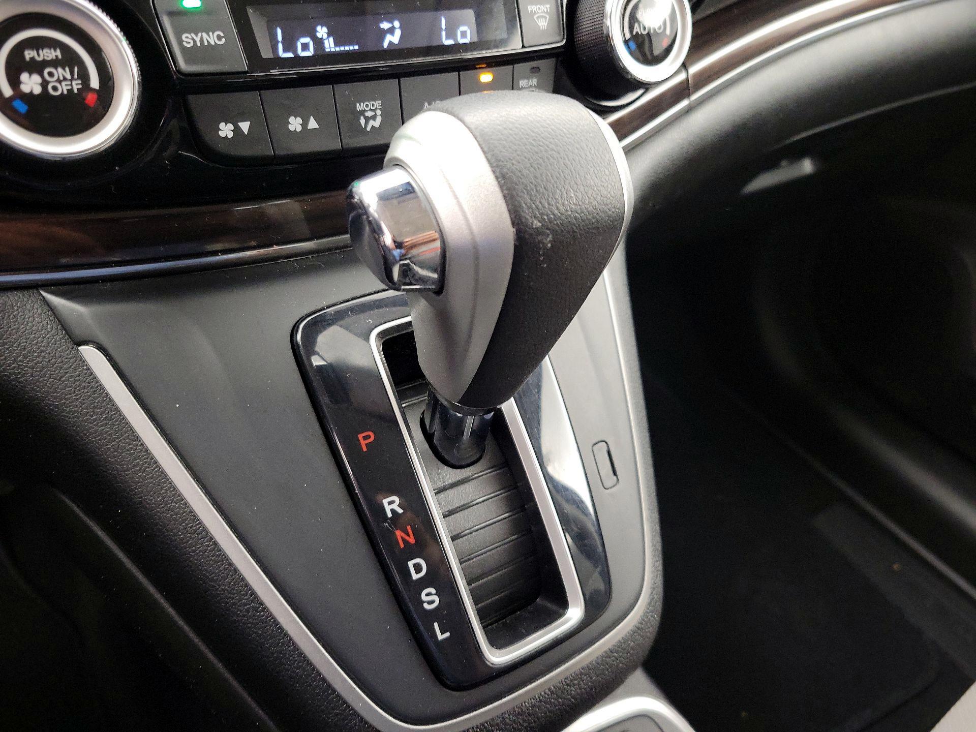 Thumbnail: 2015 Honda CR-V - 17