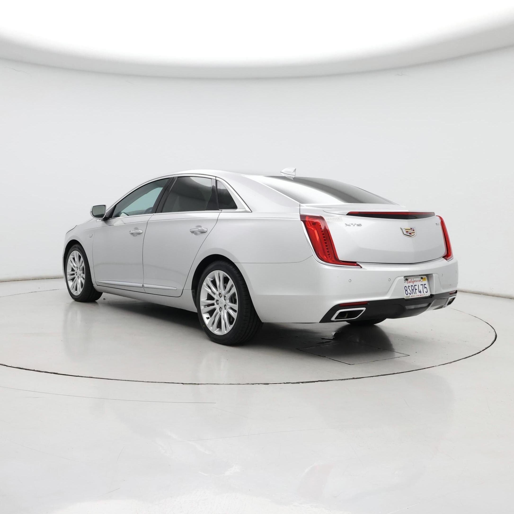 Thumbnail: 2019 Cadillac XTS - 2