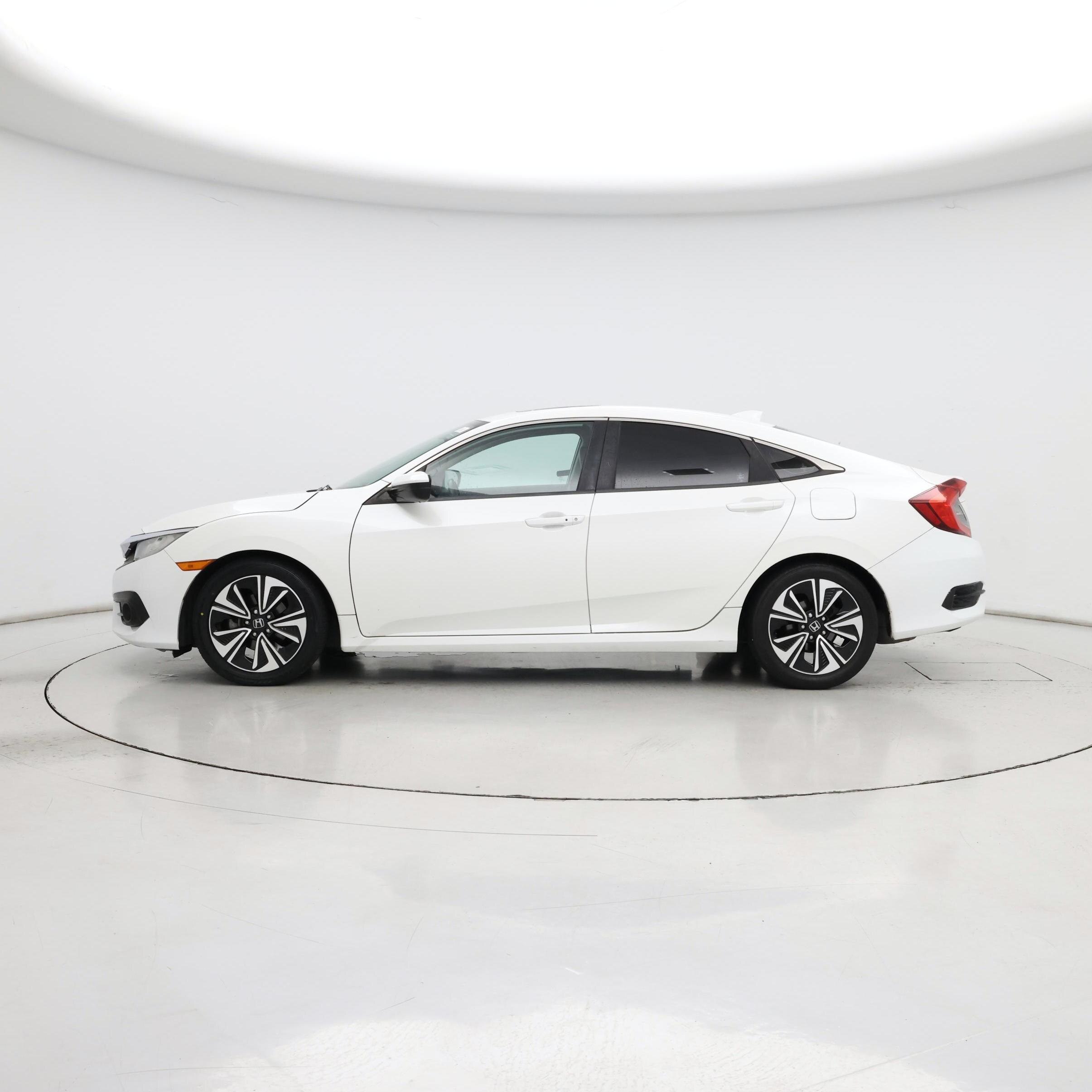 Thumbnail: 2017 Honda Civic - 3