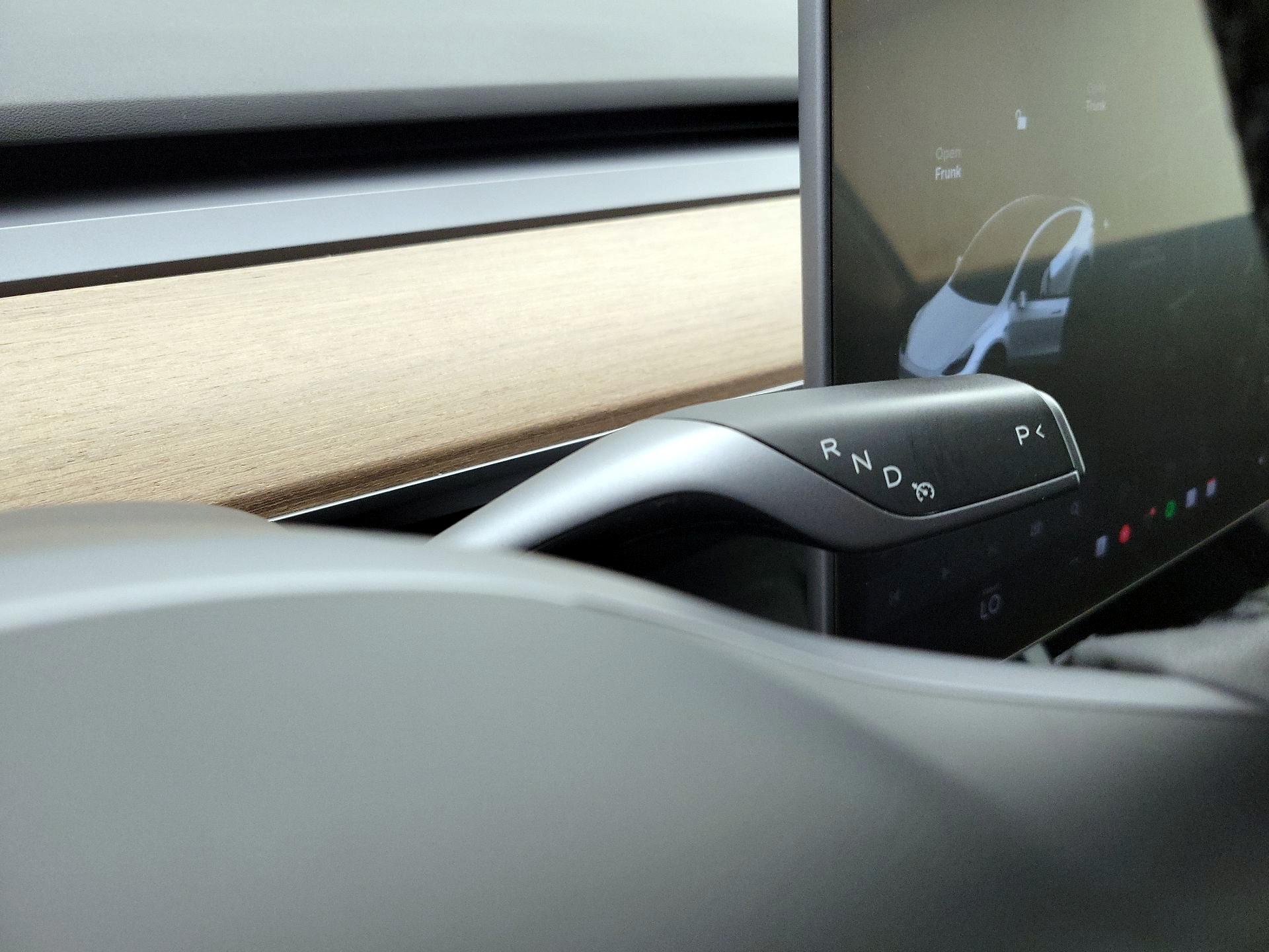 Thumbnail: 2022 Tesla Model Y - 17