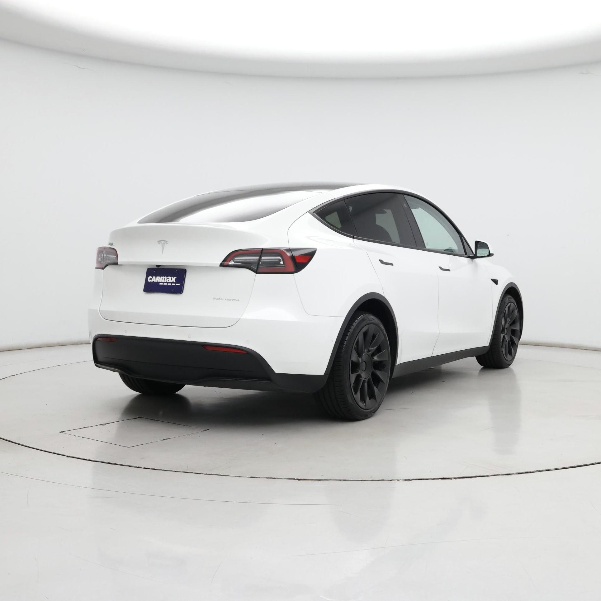Thumbnail: 2022 Tesla Model Y - 8