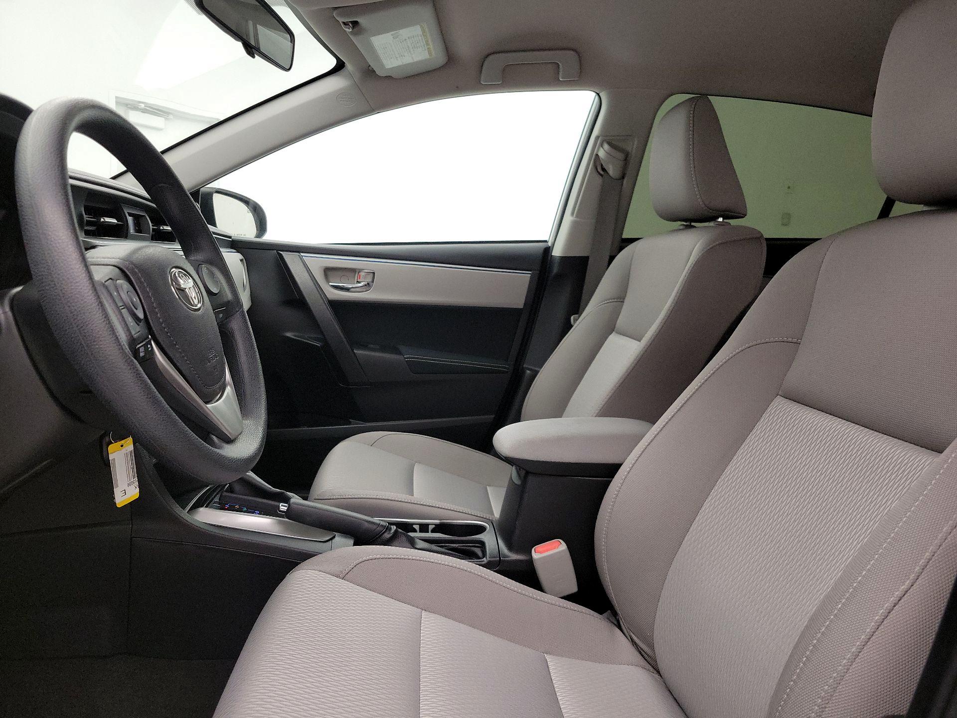 Thumbnail: 2015 Toyota Corolla - 11