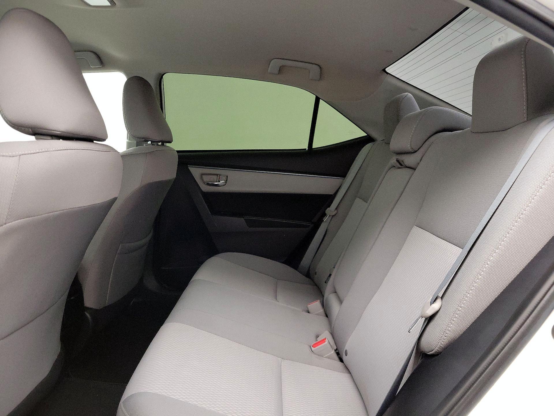 Thumbnail: 2015 Toyota Corolla - 19