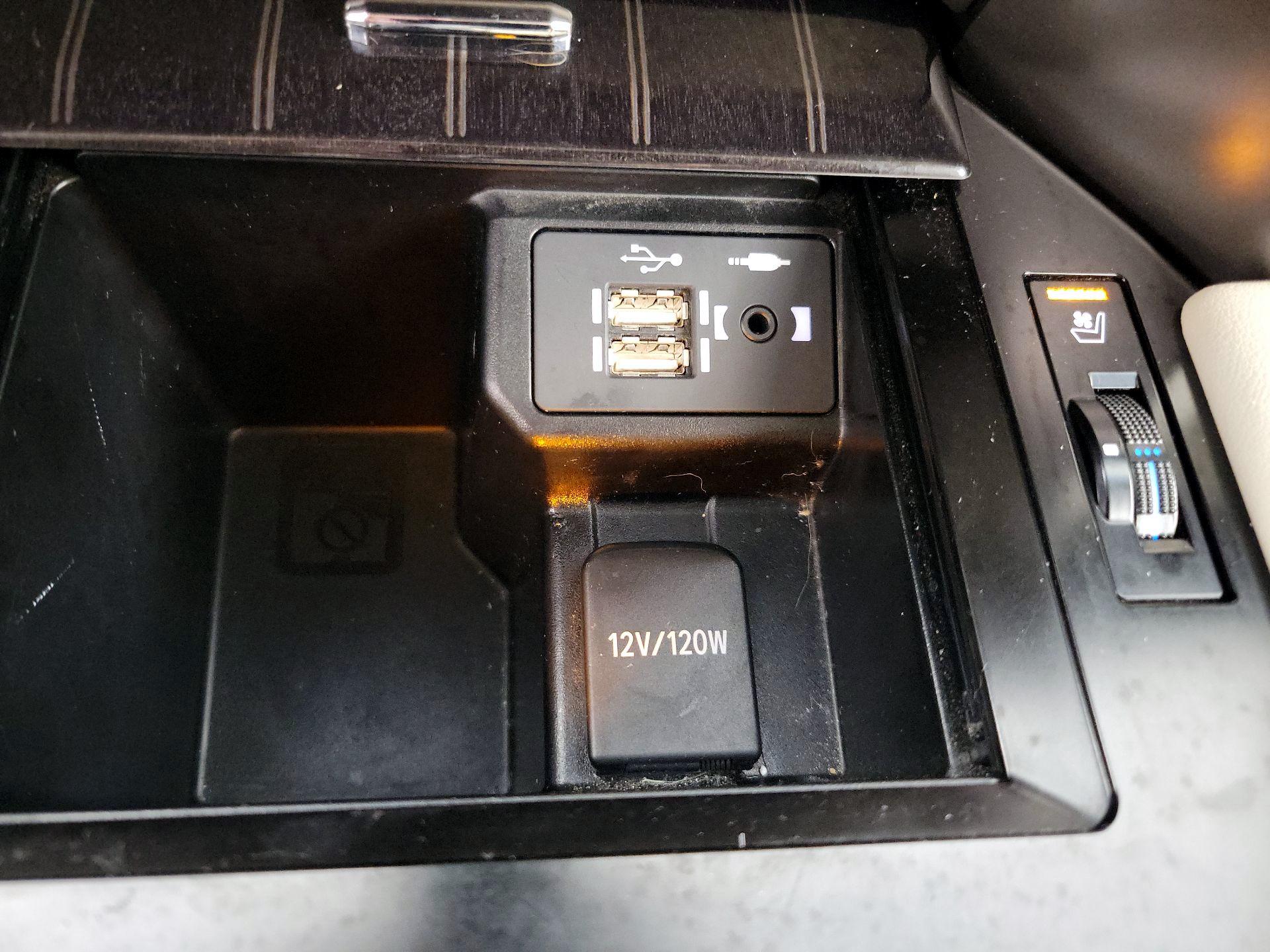 Thumbnail: 2021 Lexus GX - 19