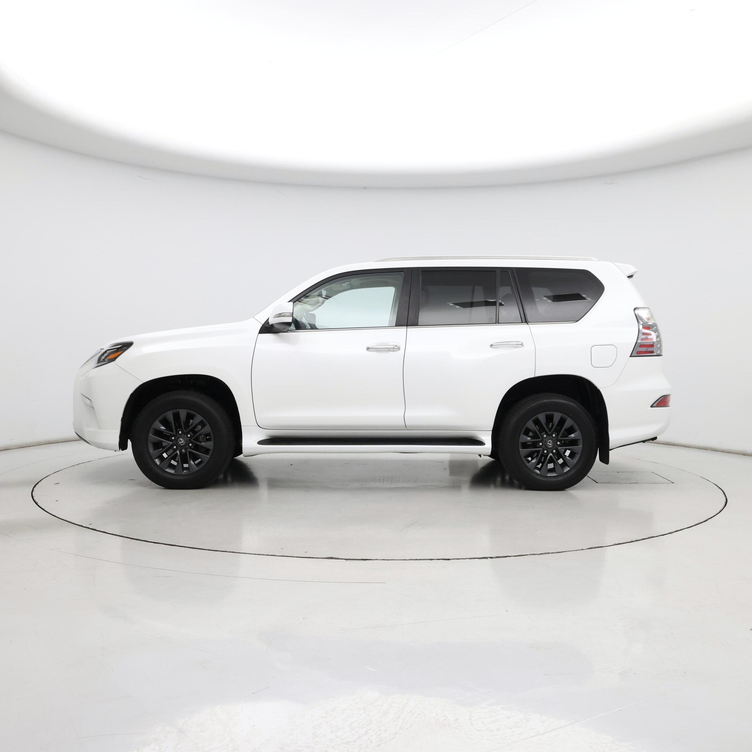 Thumbnail: 2021 Lexus GX - 3
