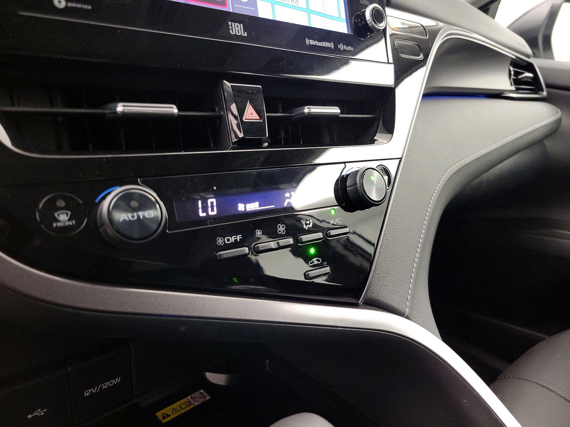 Thumbnail: 2024 Toyota Camry - 17